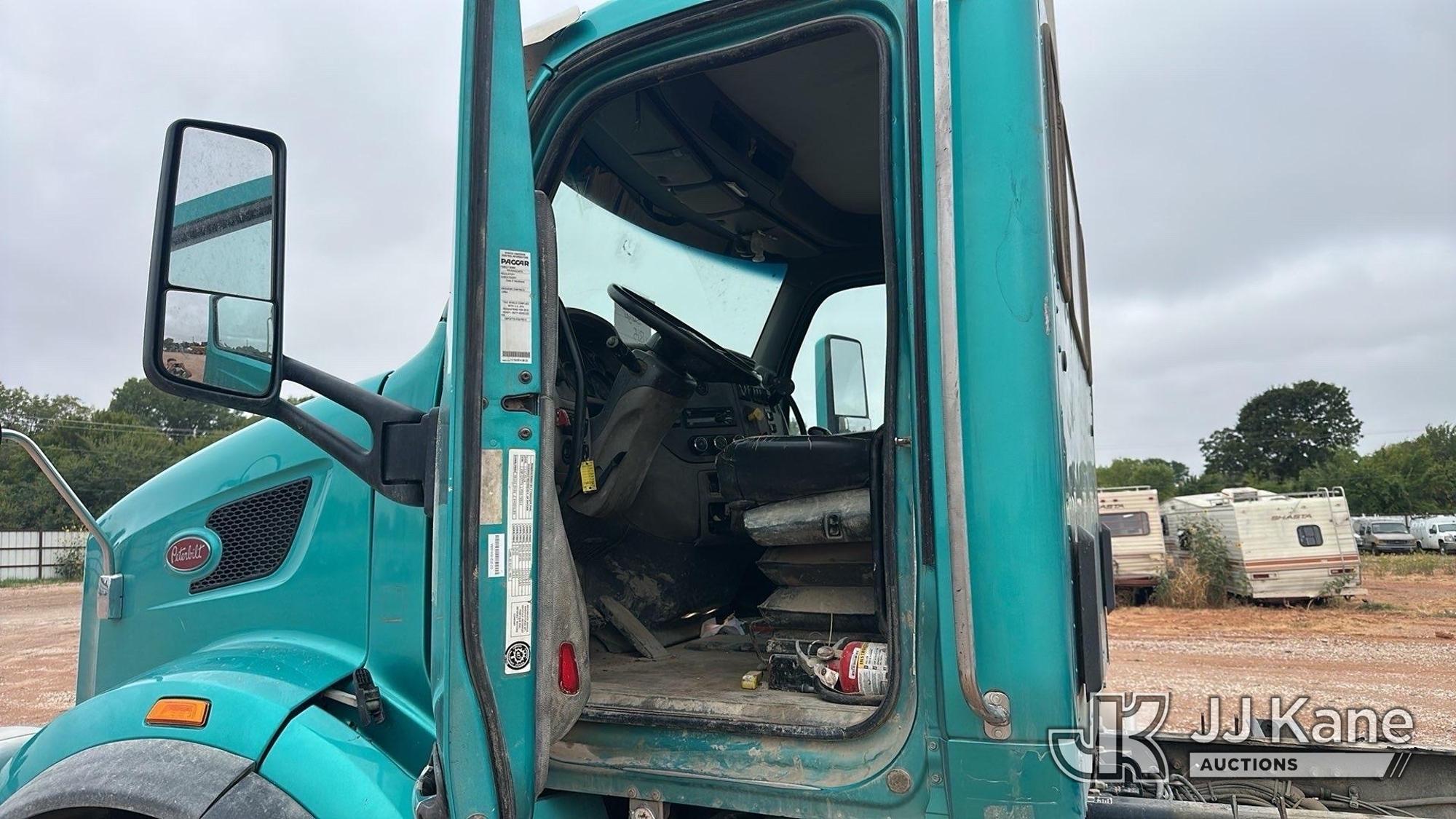 2015 Peterbilt 567