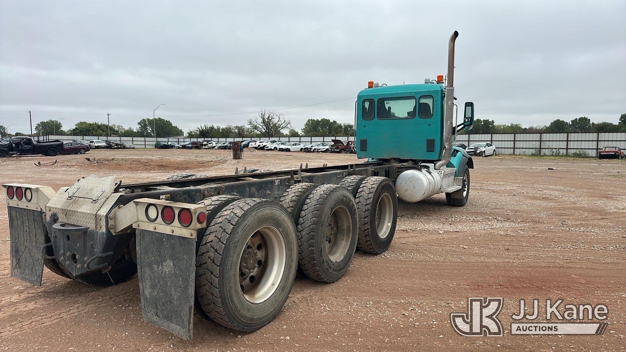 2015 Peterbilt 567