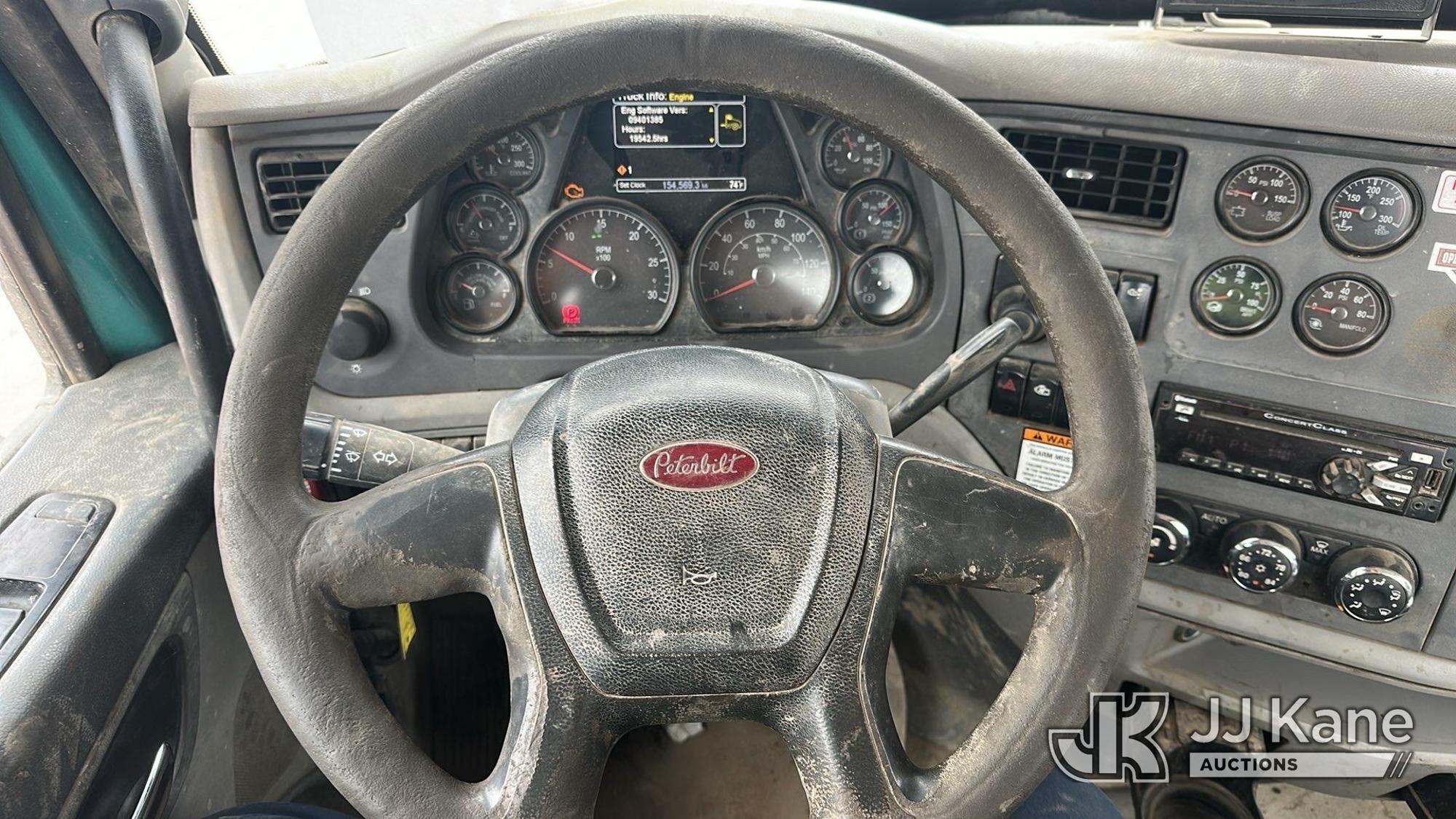 2015 Peterbilt 567