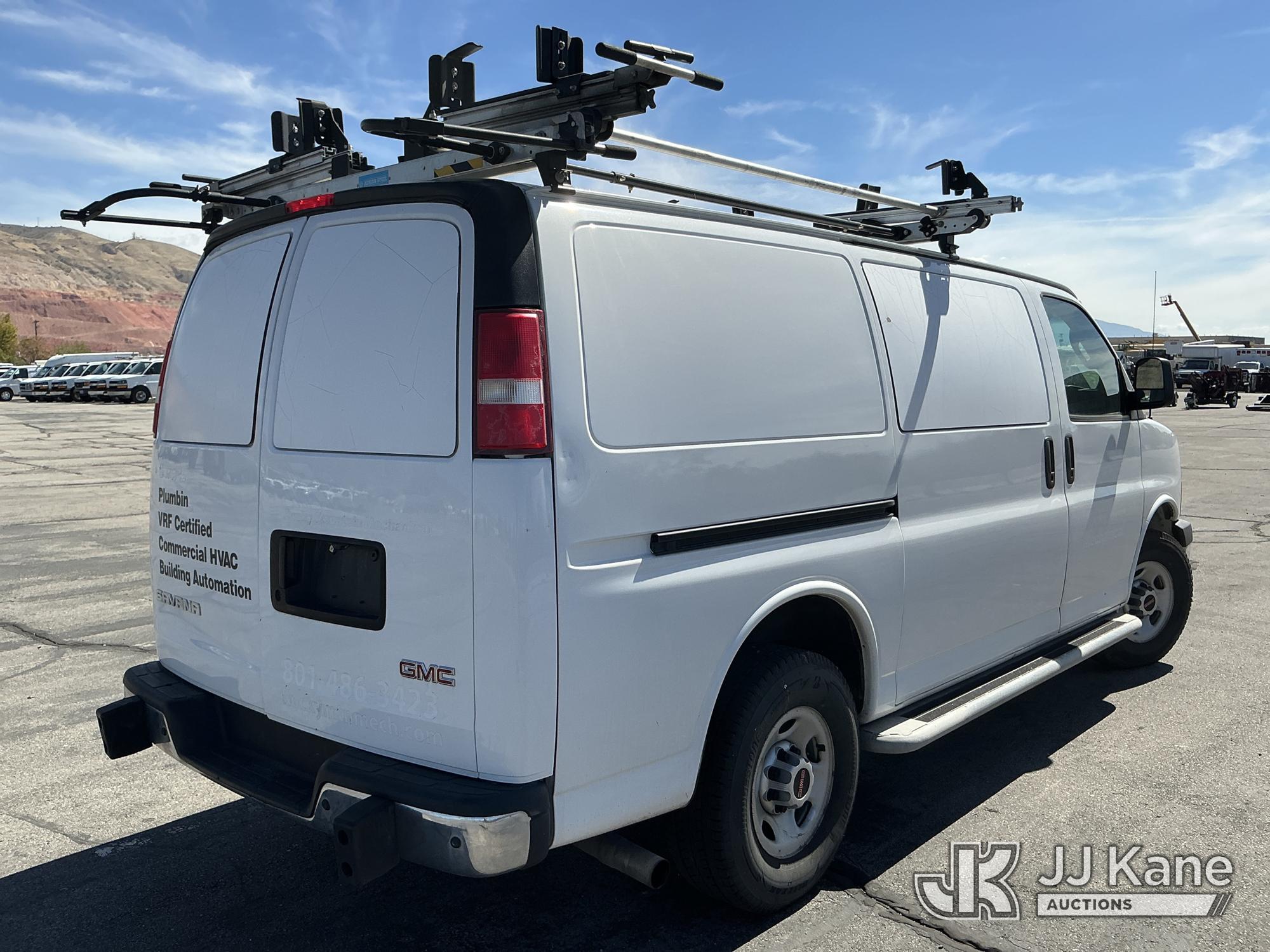 2017 GMC SAVANA G2500