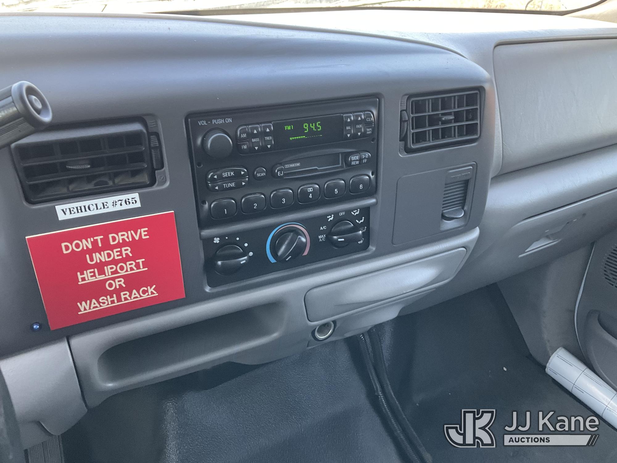 2000 Ford F-550