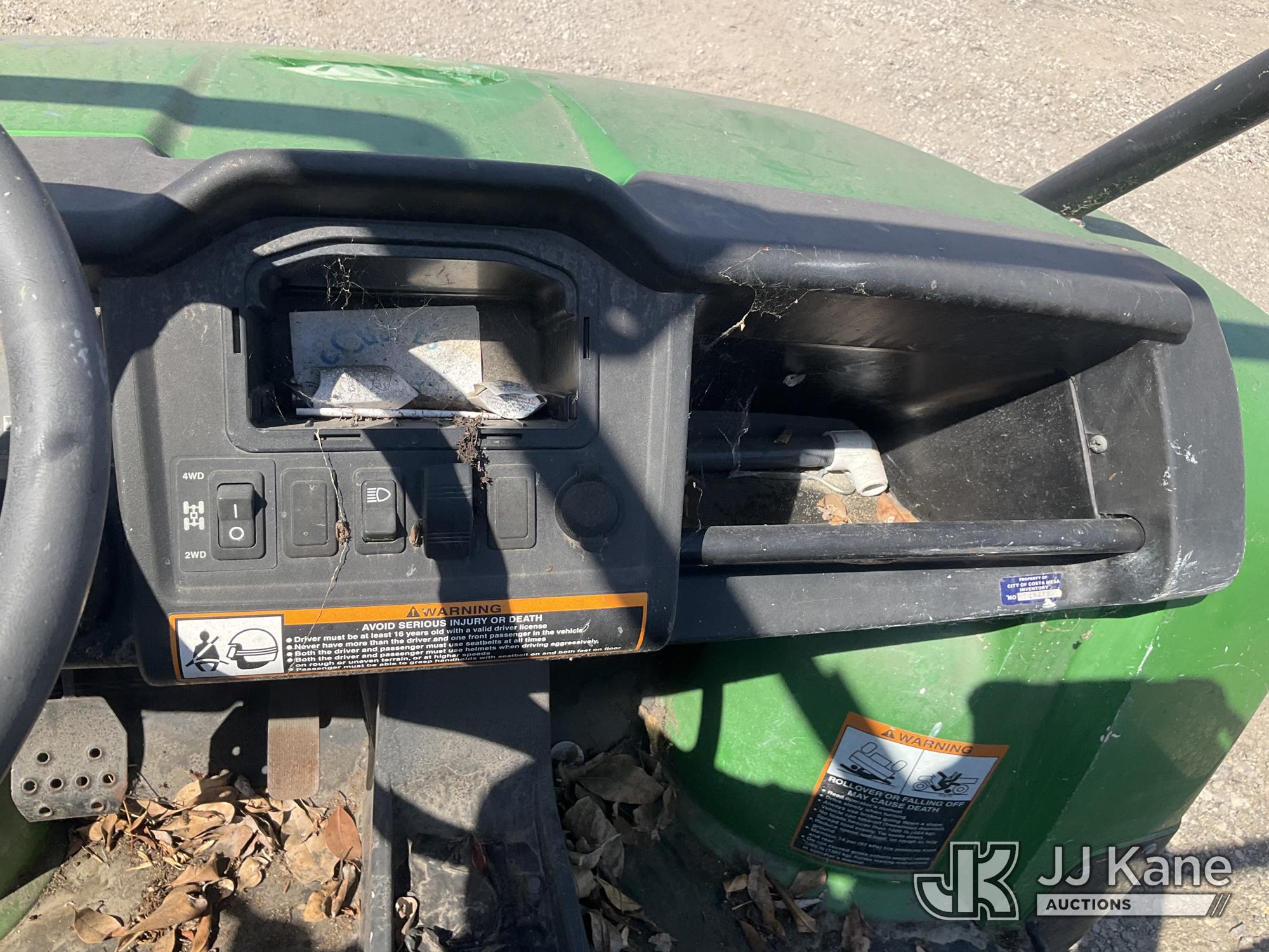 2013 John Deere HPX