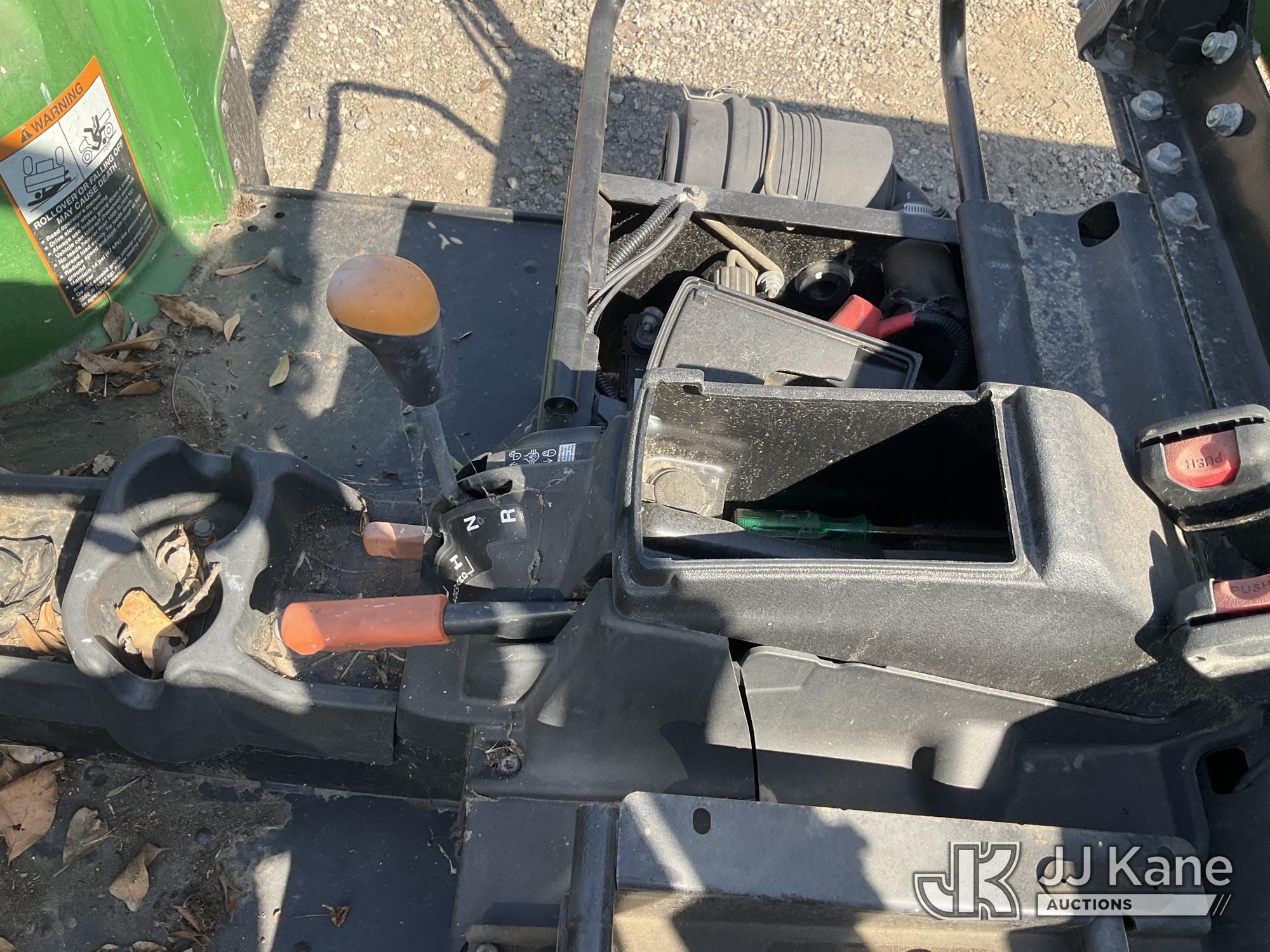 2013 John Deere HPX