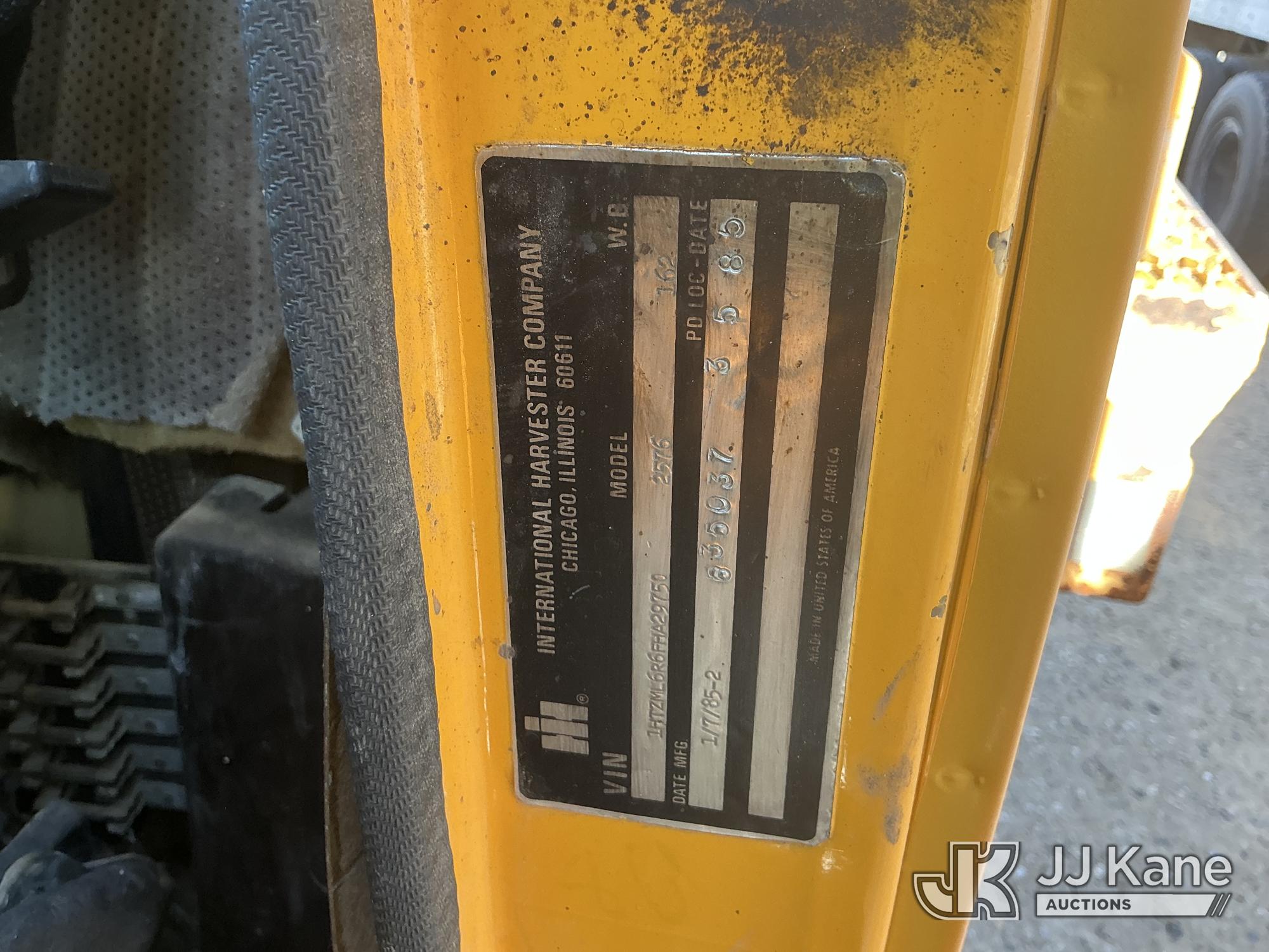 1985 International F2574