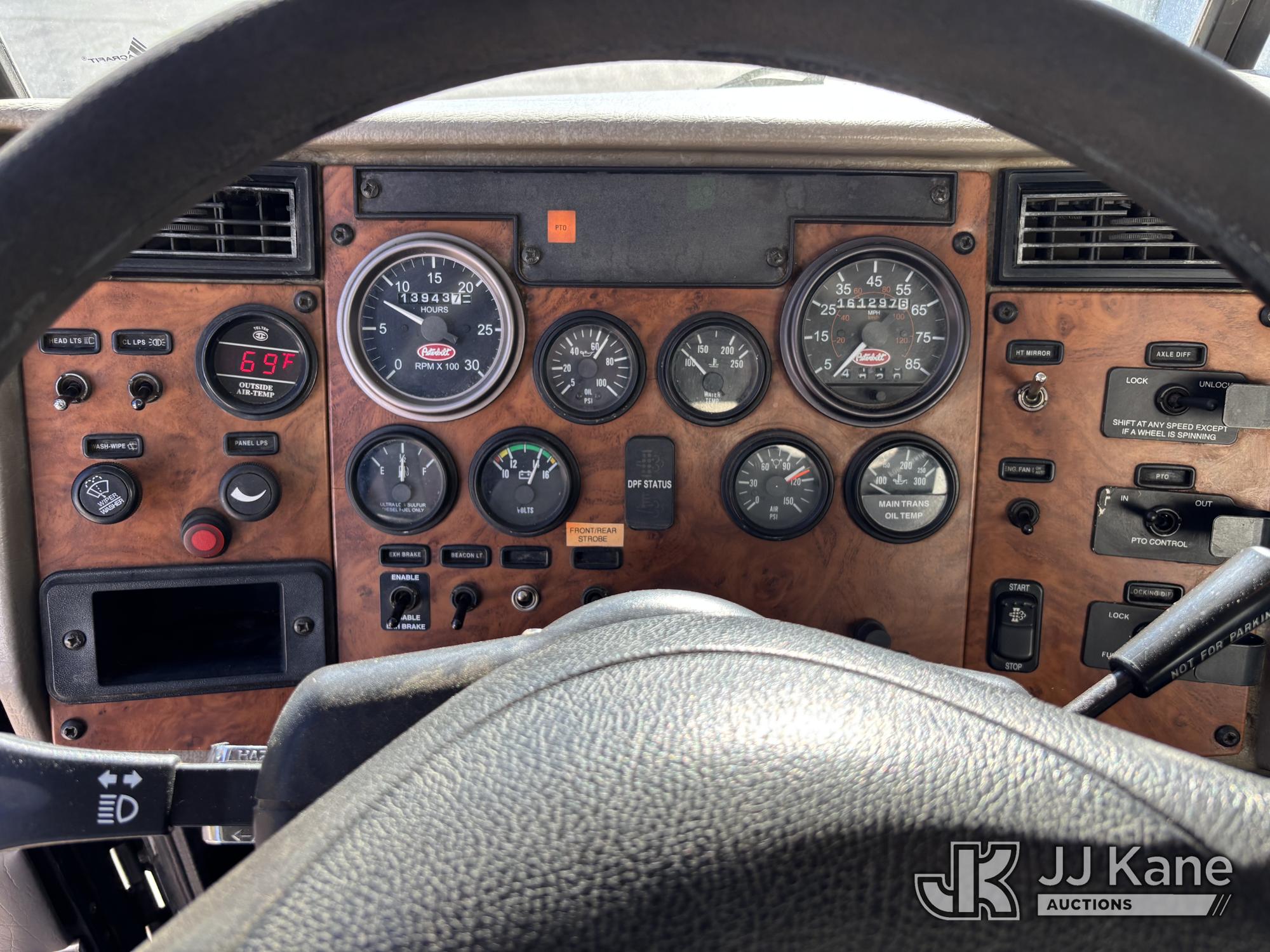 2009 Peterbilt 340