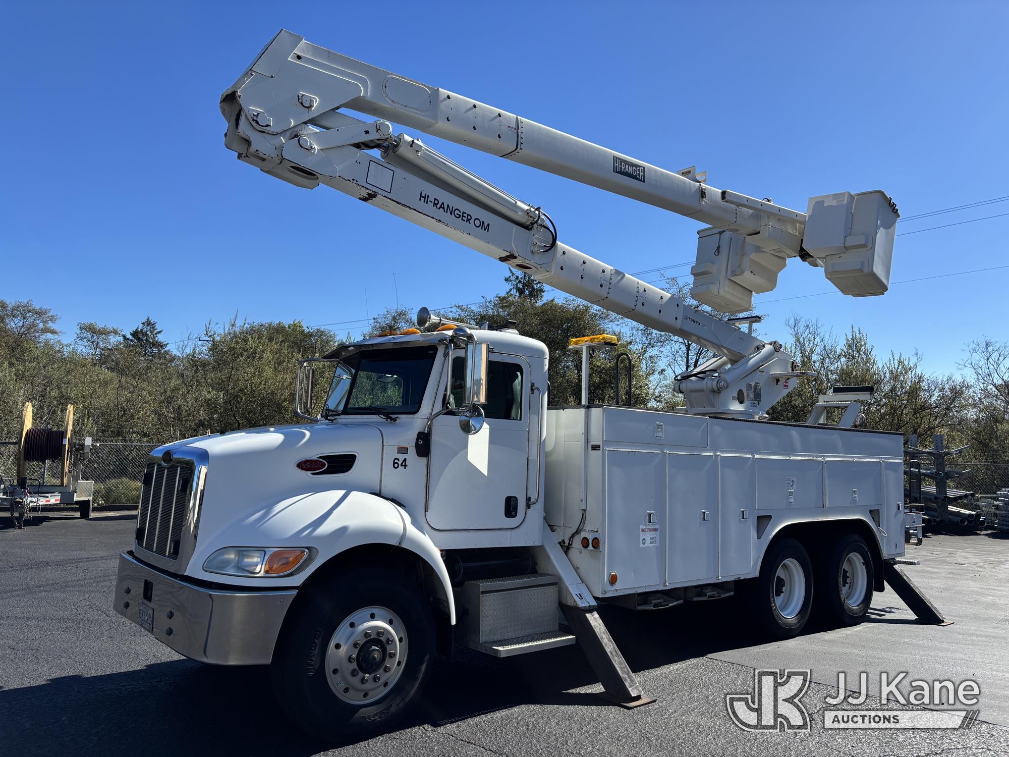 Photo of 2006 Peterbilt 335