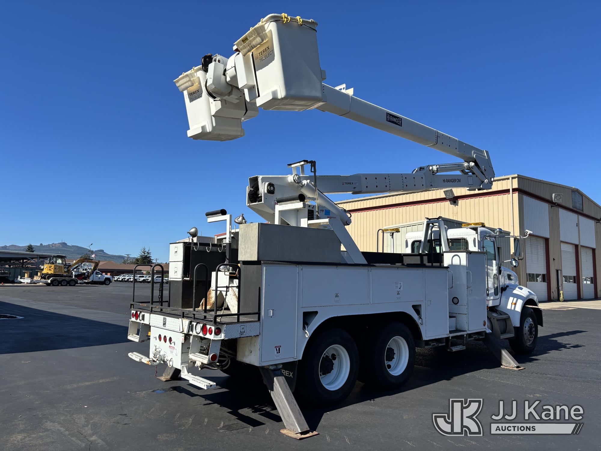 2006 Peterbilt 335