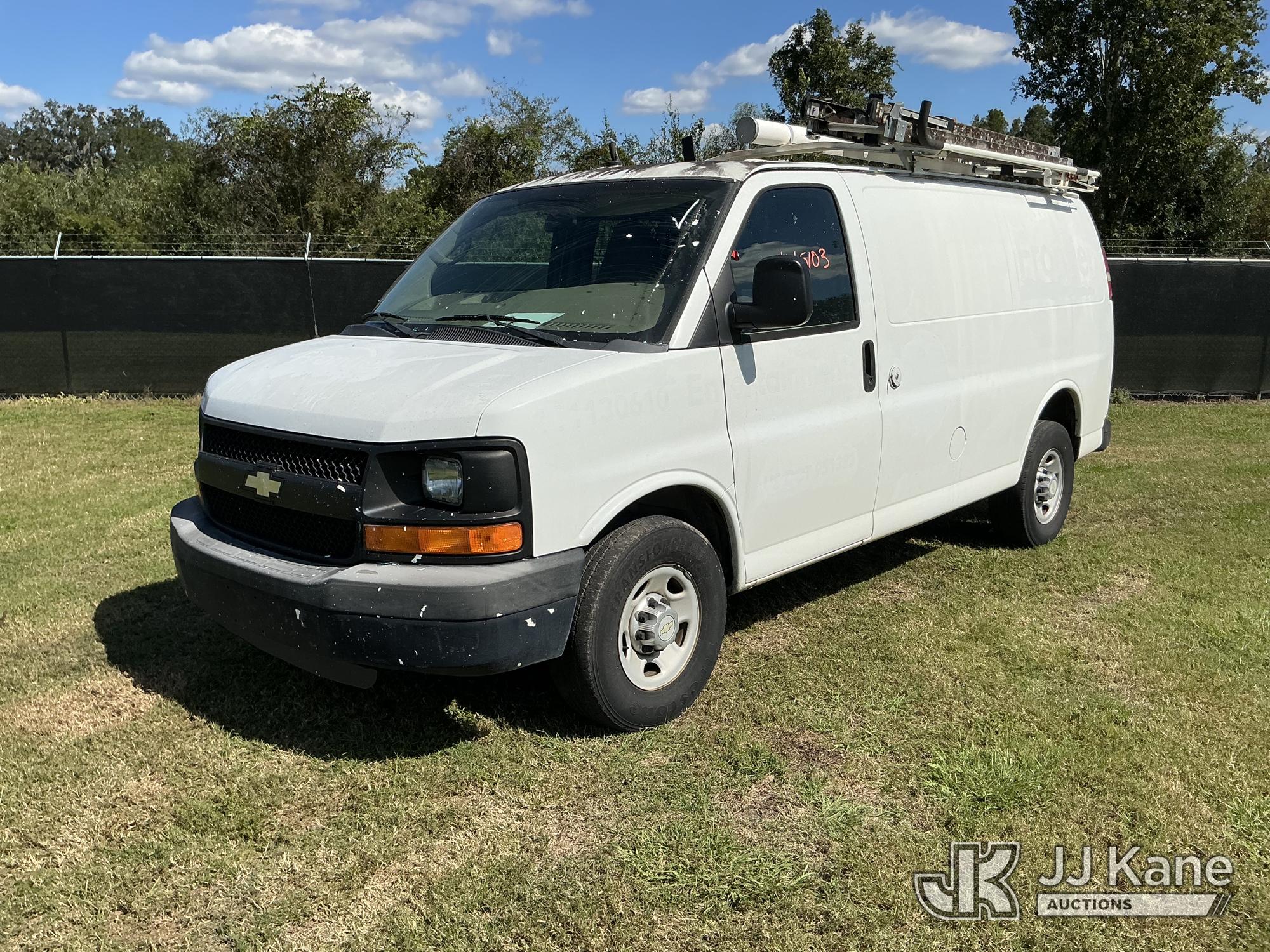 Photo of 2011 Chevrolet Express G2500
