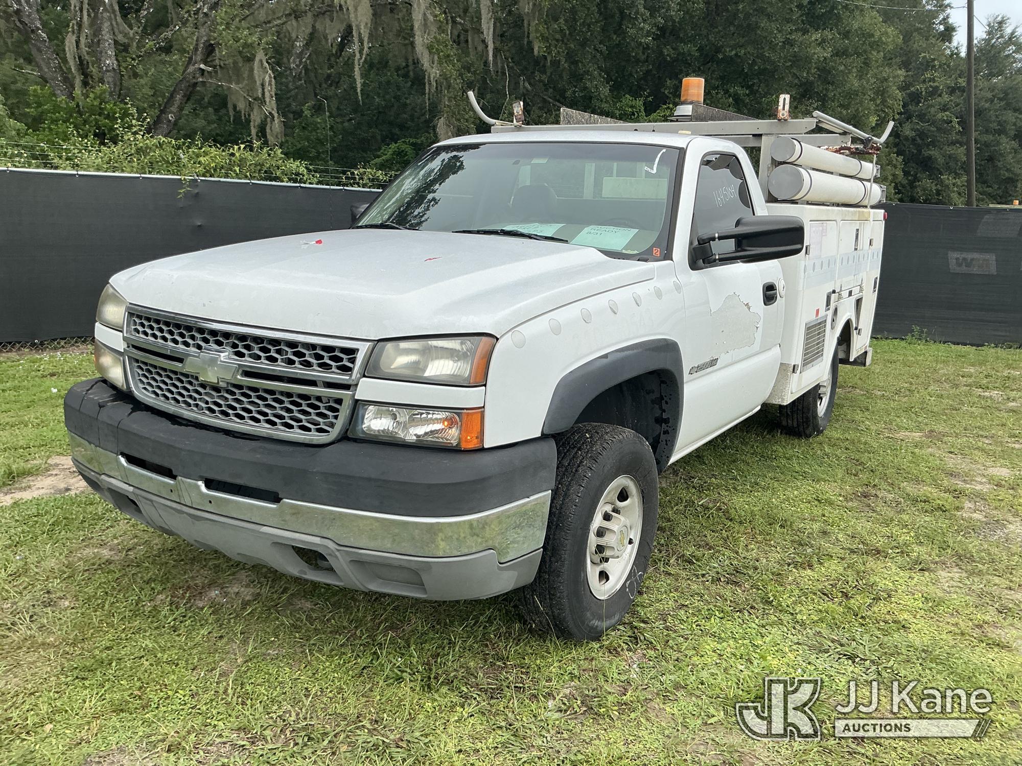 Photo of 2005 Chevrolet Silverado 2500HD