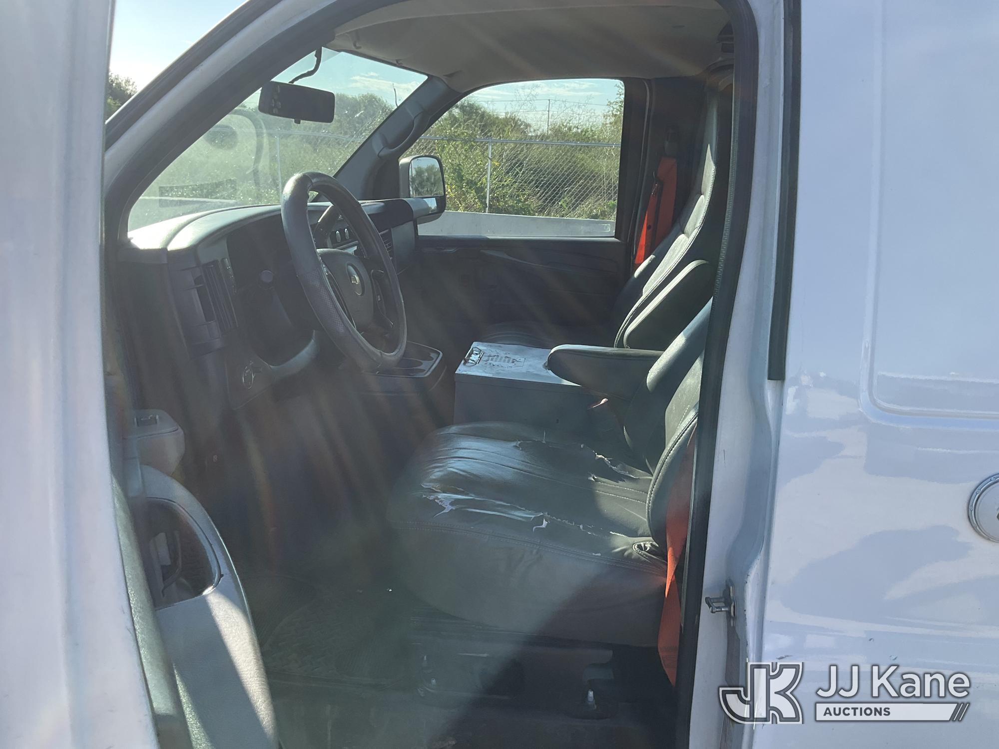 2013 Chevrolet EXPRESS G2500