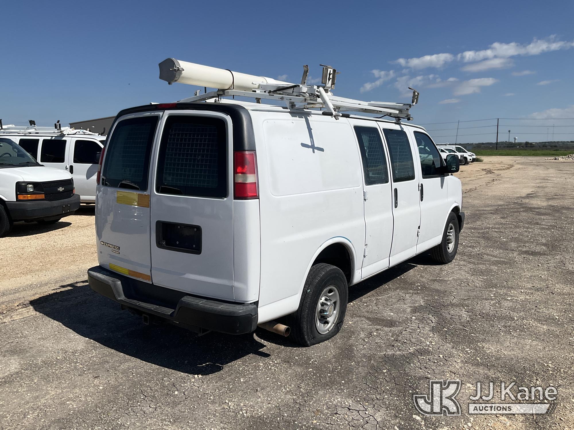 2013 Chevrolet EXPRESS G2500