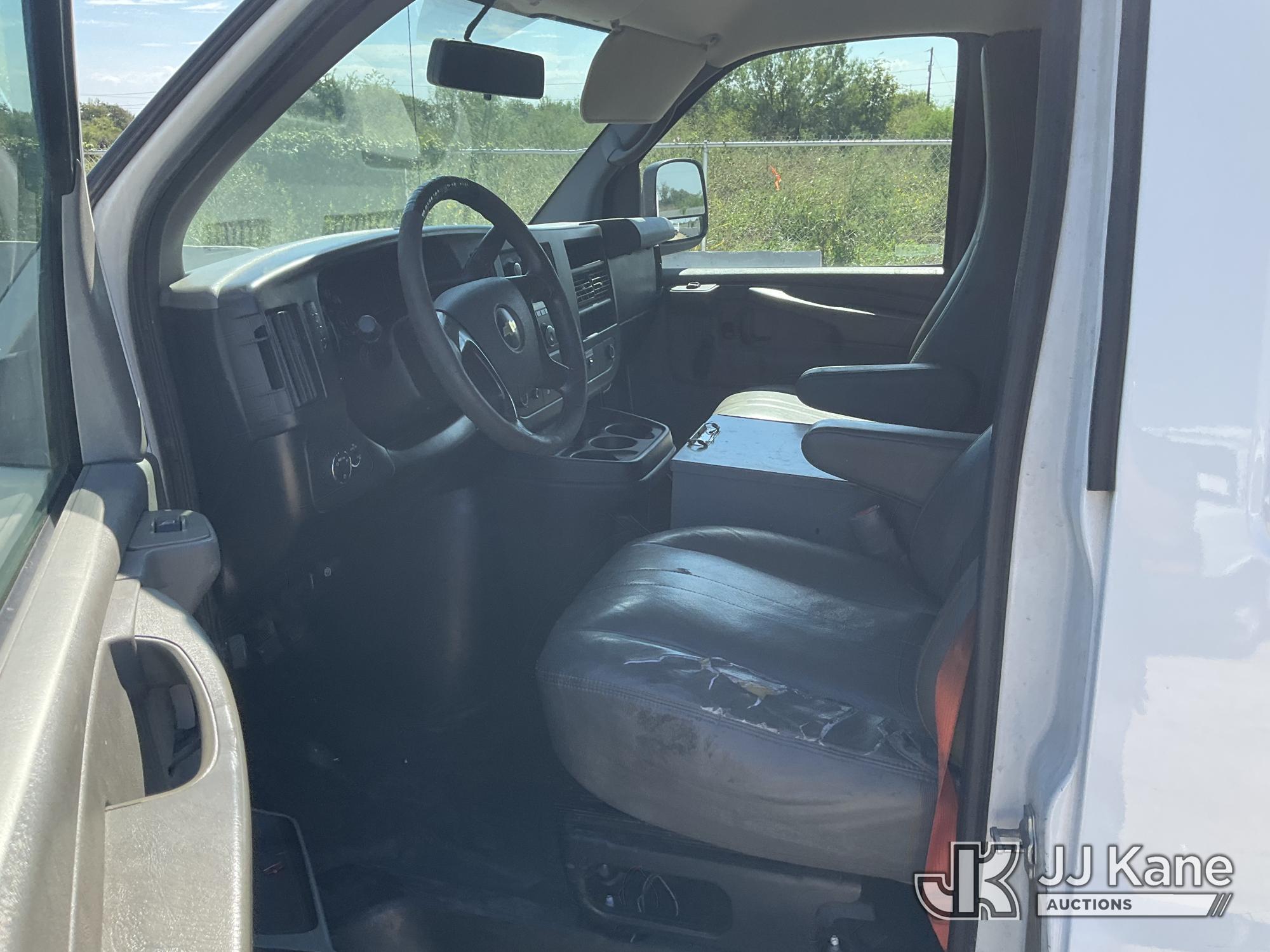 2013 Chevrolet EXPRESS G2500