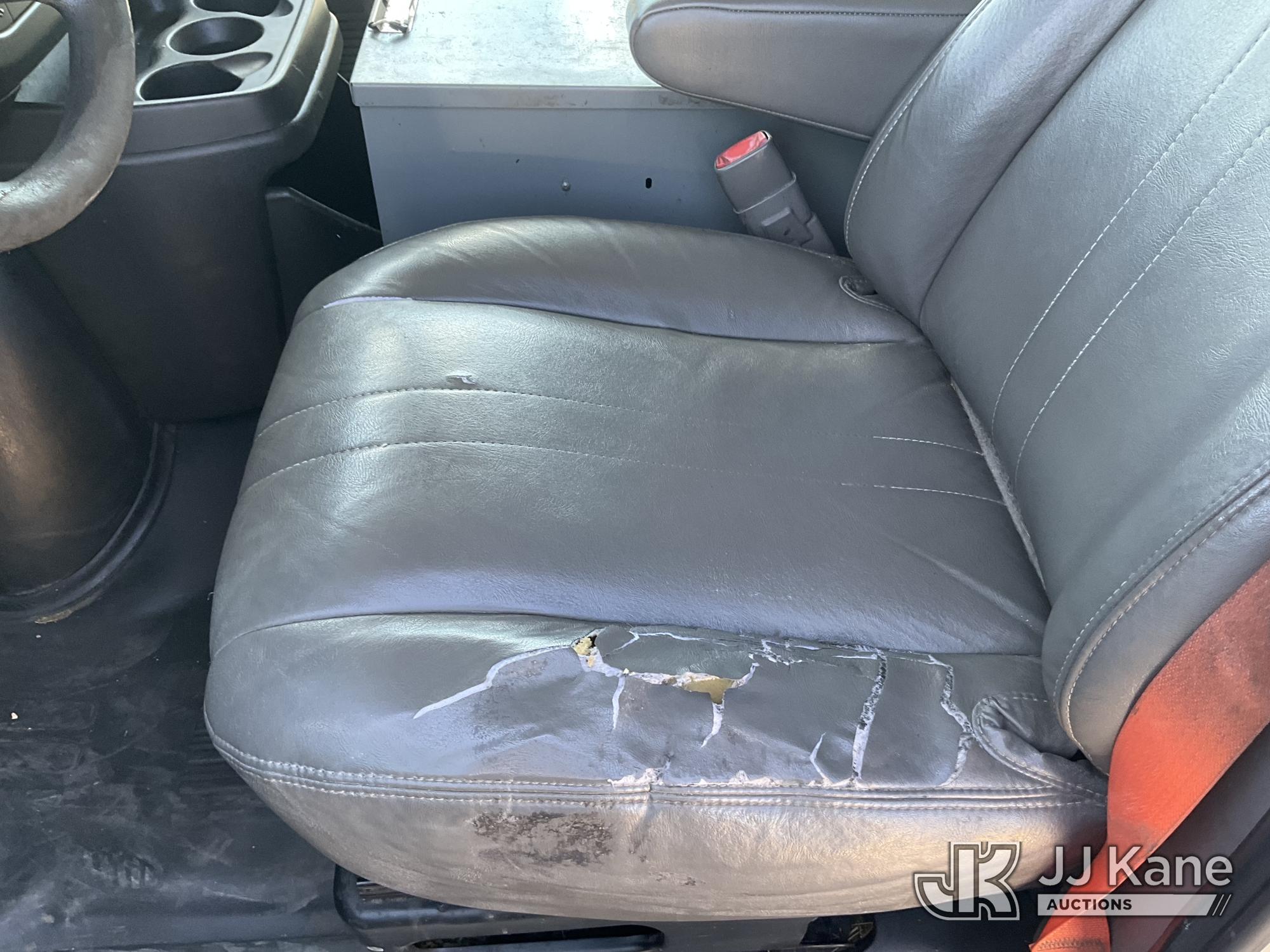2013 Chevrolet EXPRESS G2500