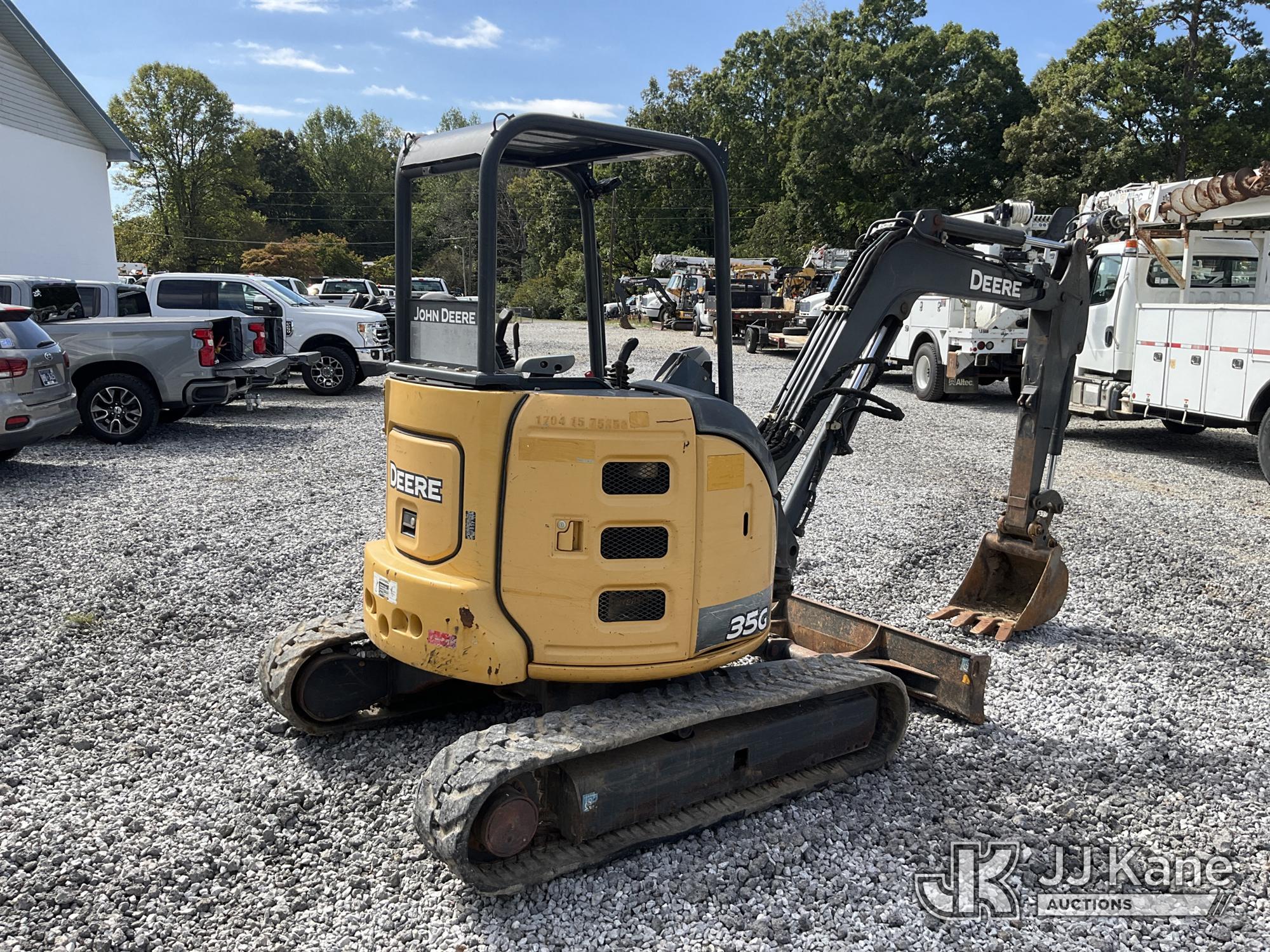 2016 John Deere 35G