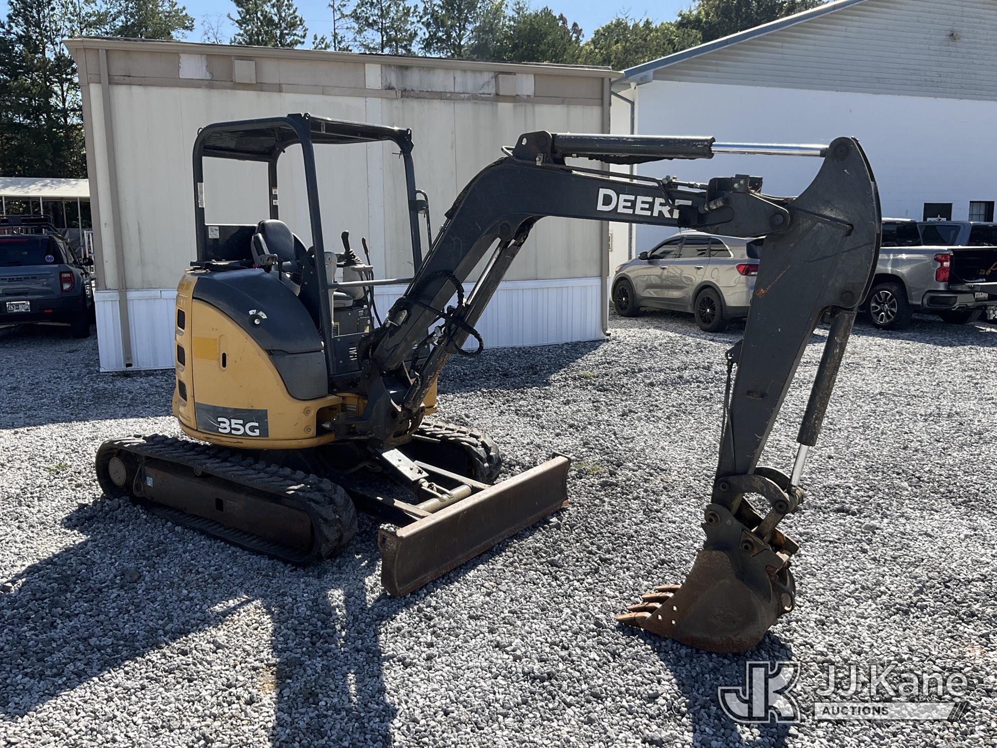 2016 John Deere 35G