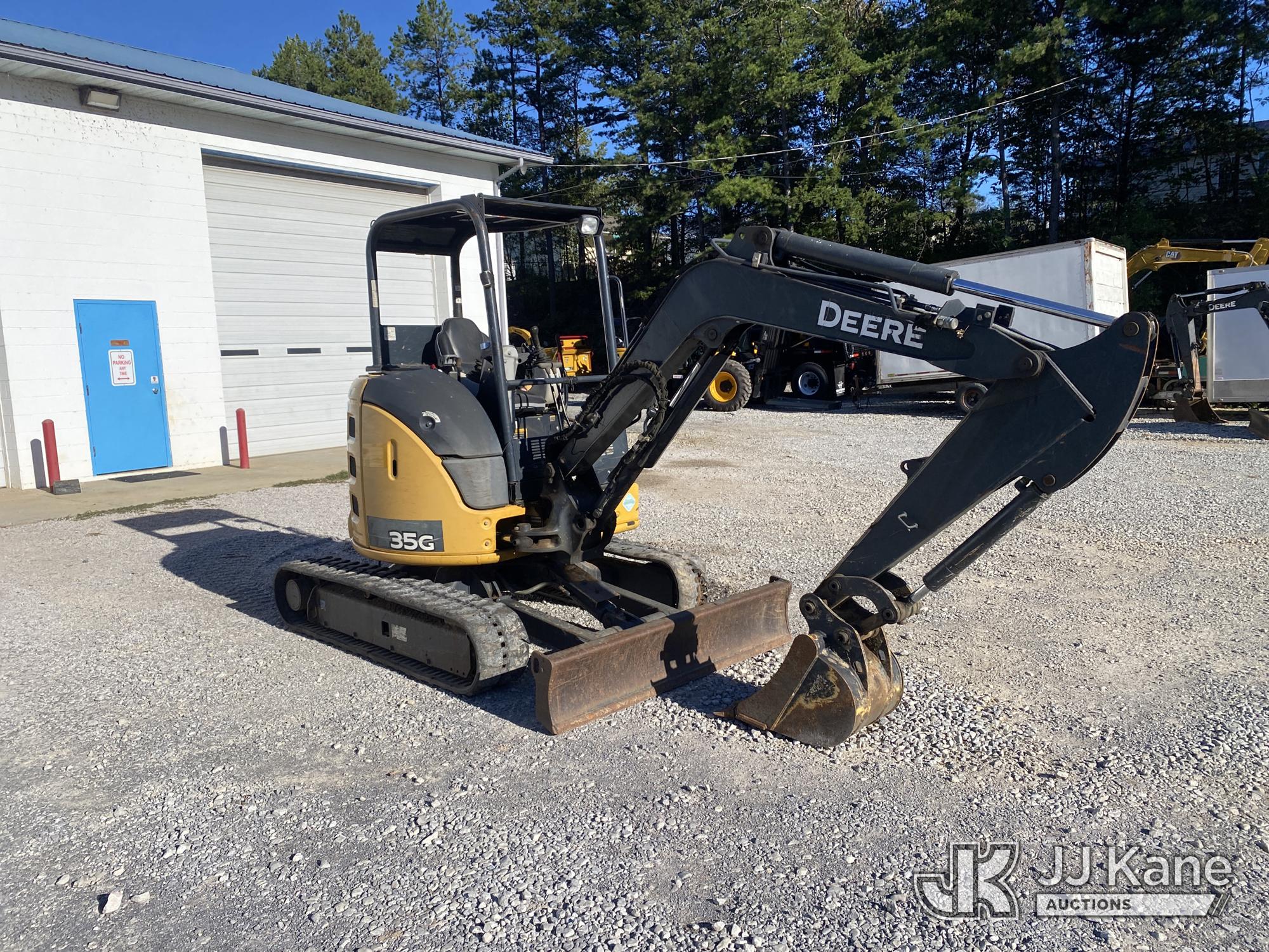 2016 John Deere 35G