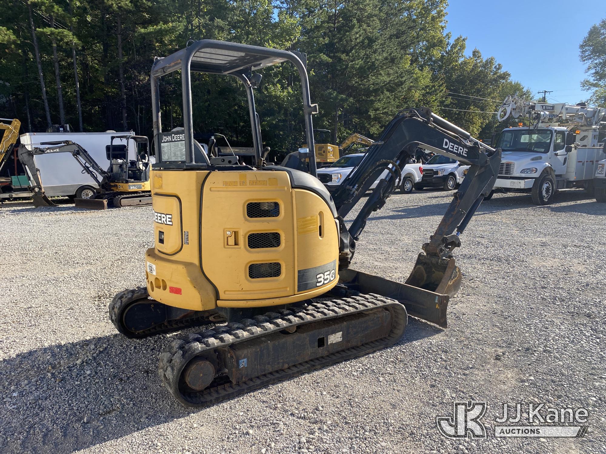 2016 John Deere 35G