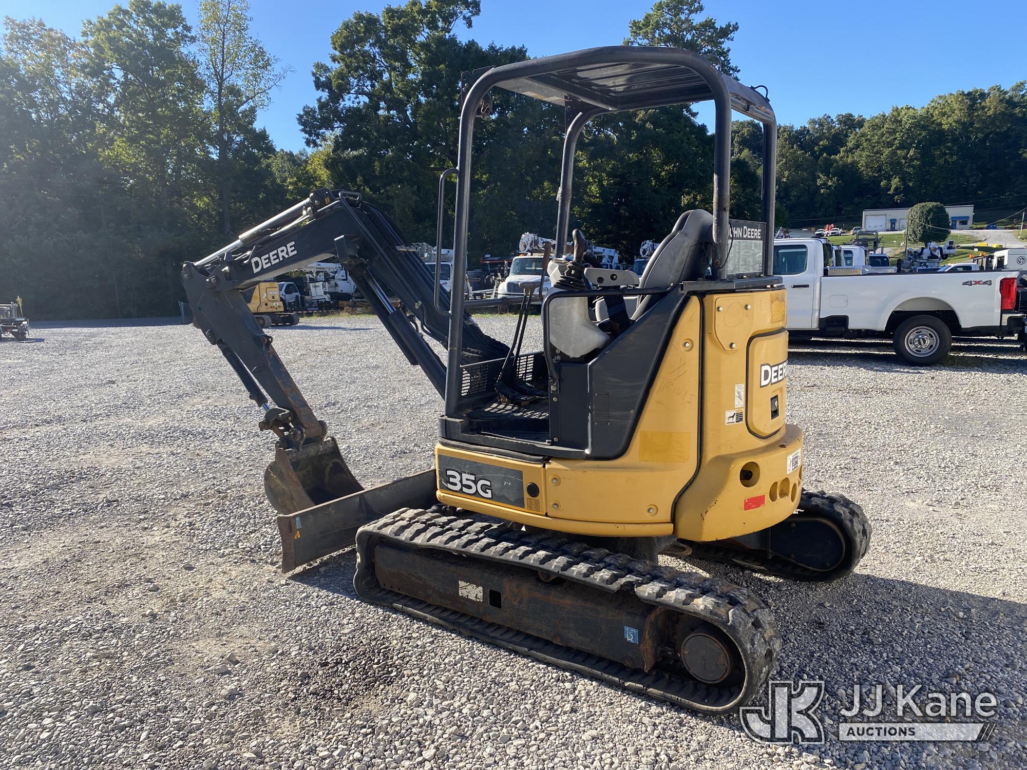 2016 John Deere 35G