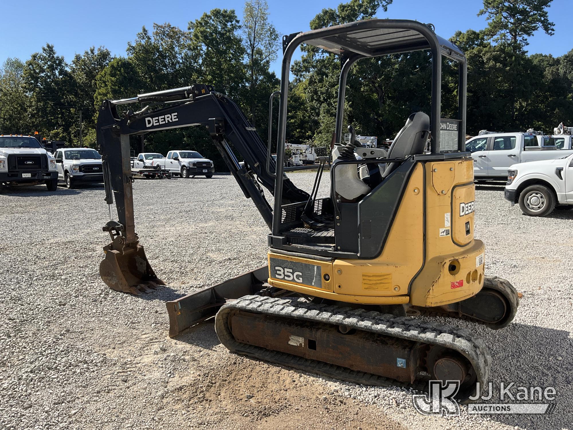 2017 John Deere 35G