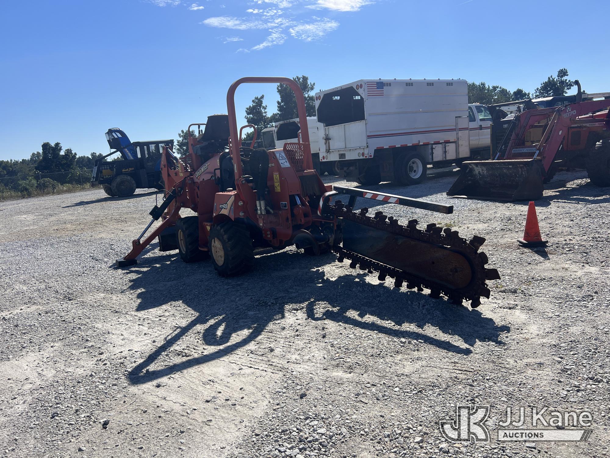 2015 Ditch Witch RT45
