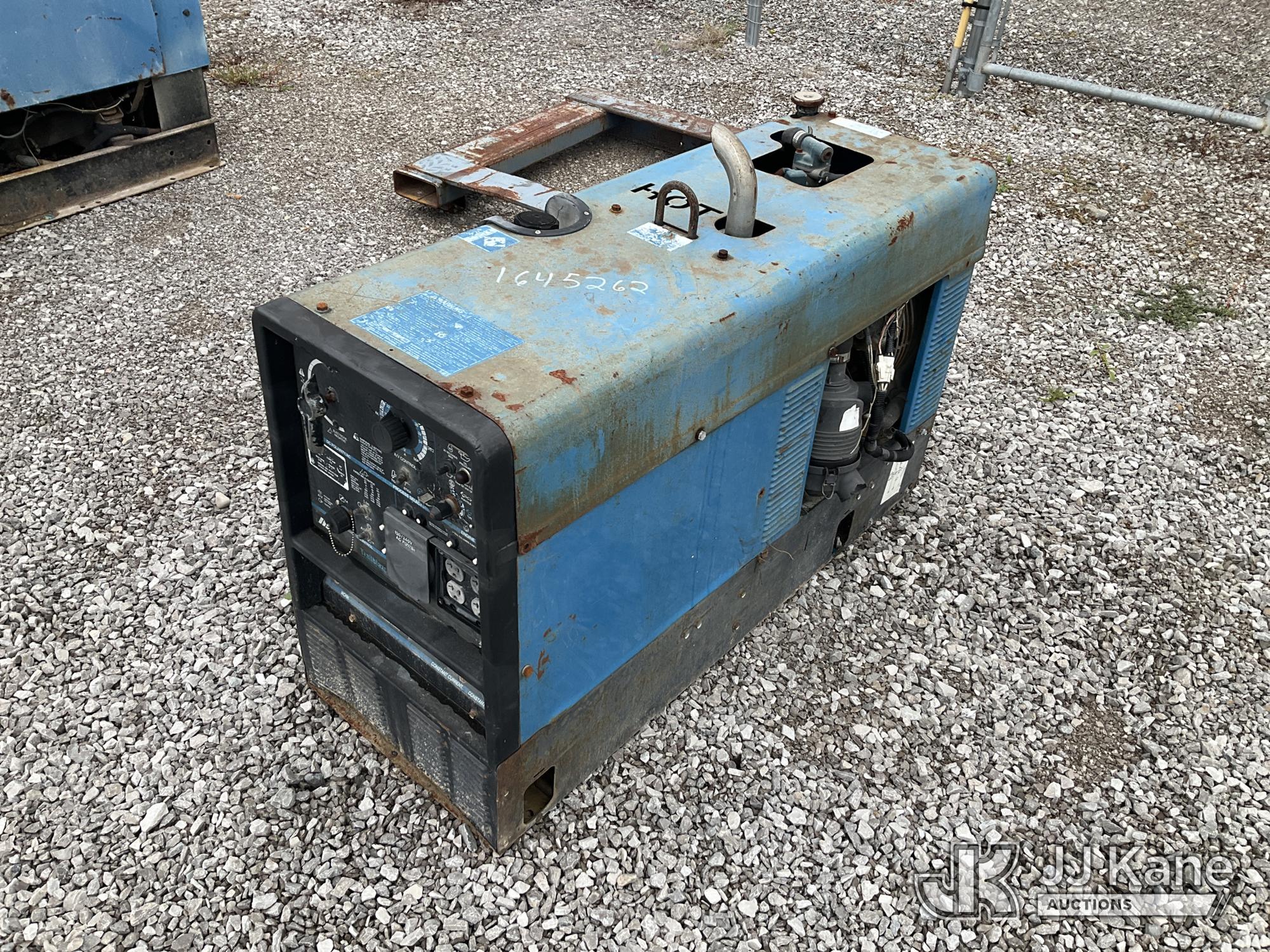 Photo of Miller Trailblazer 800
