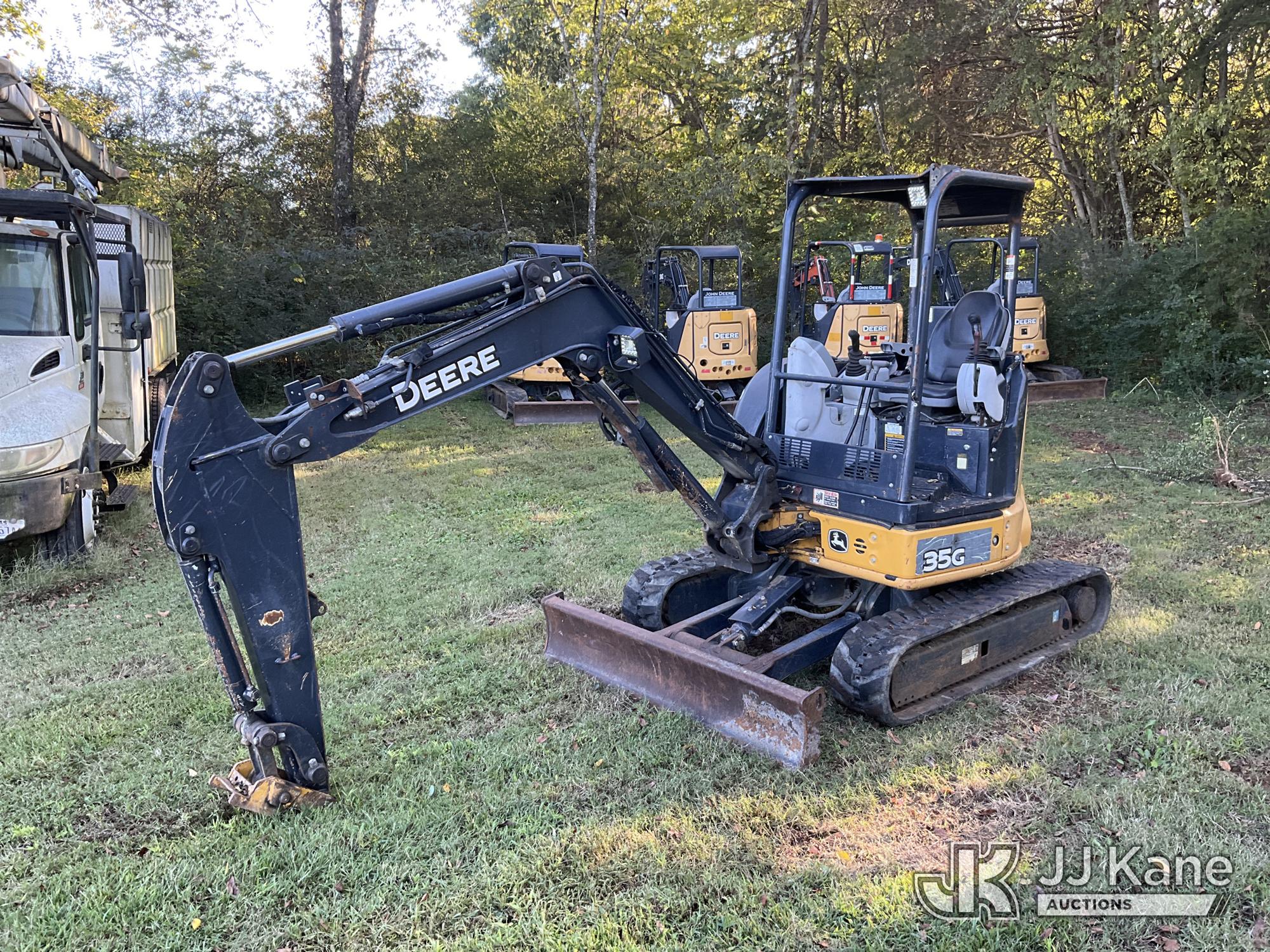 Photo of 2018 John Deere 35G