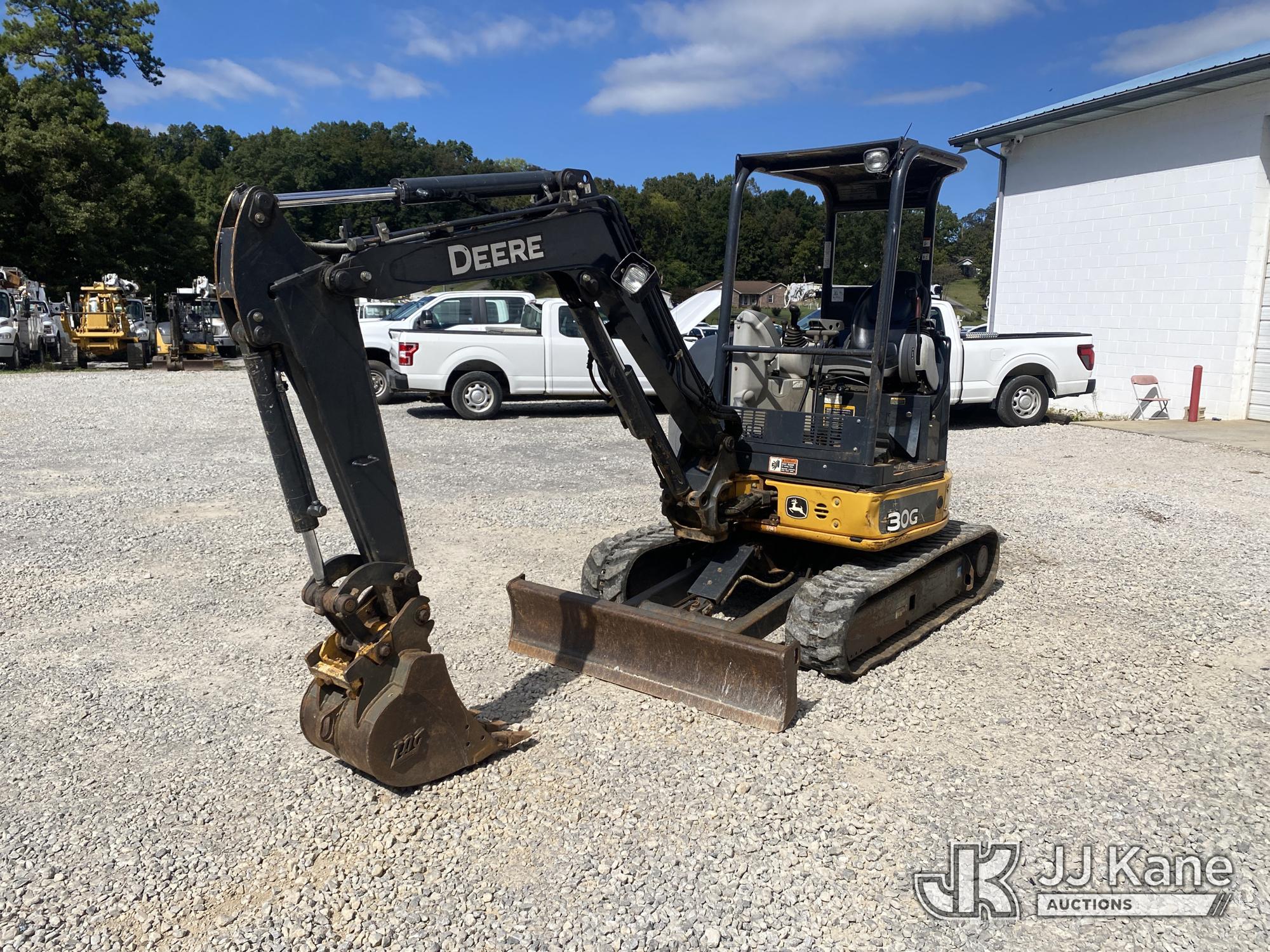 Photo of 2019 John Deere 30G