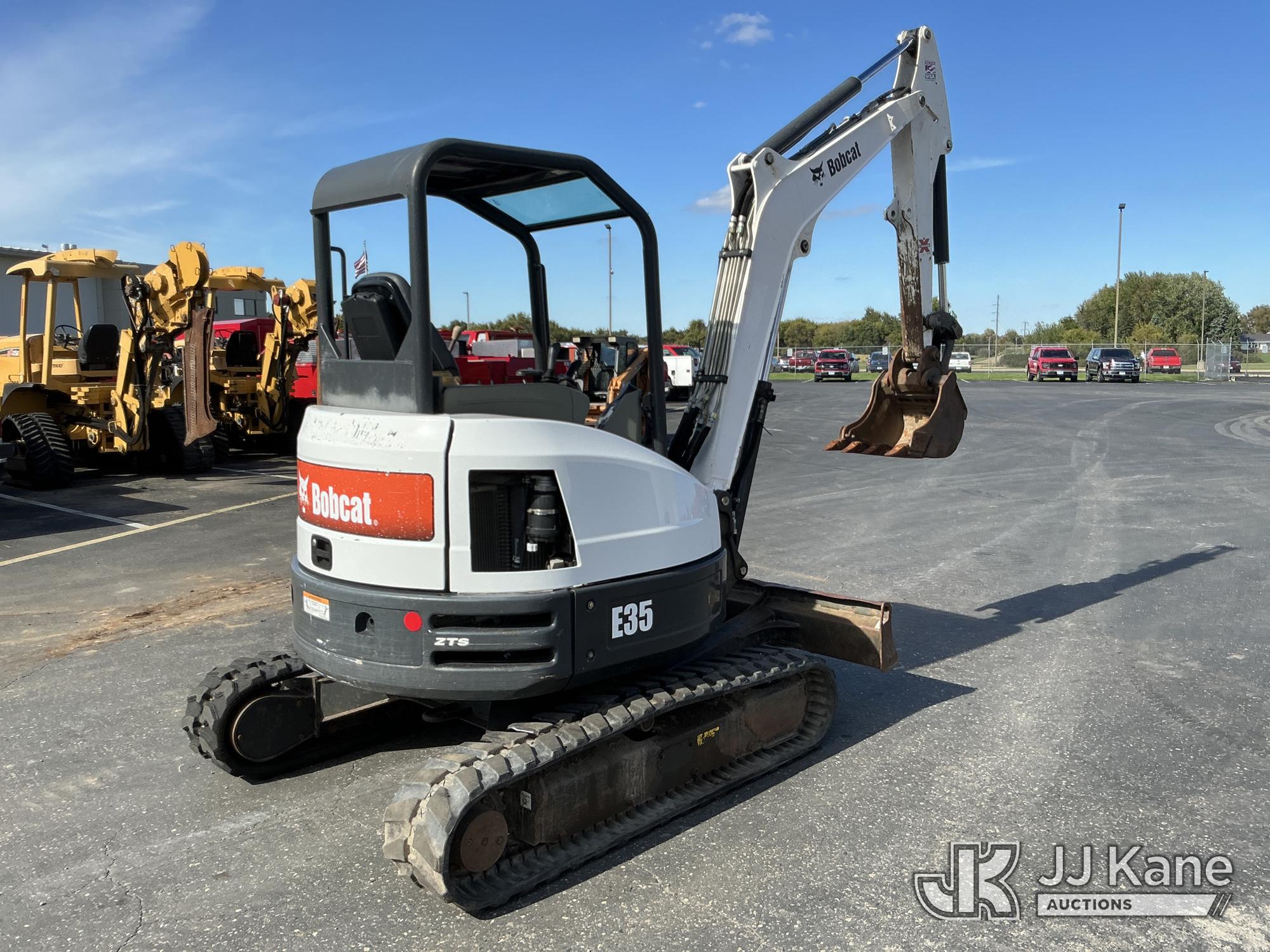 2017 Bobcat E35