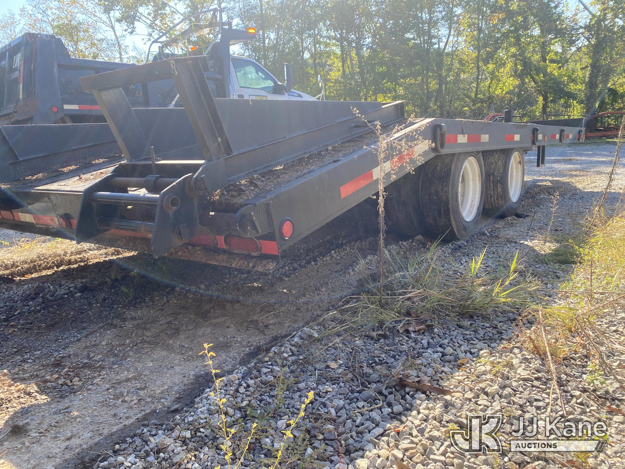 2017 Lucon 12T192ALPHD