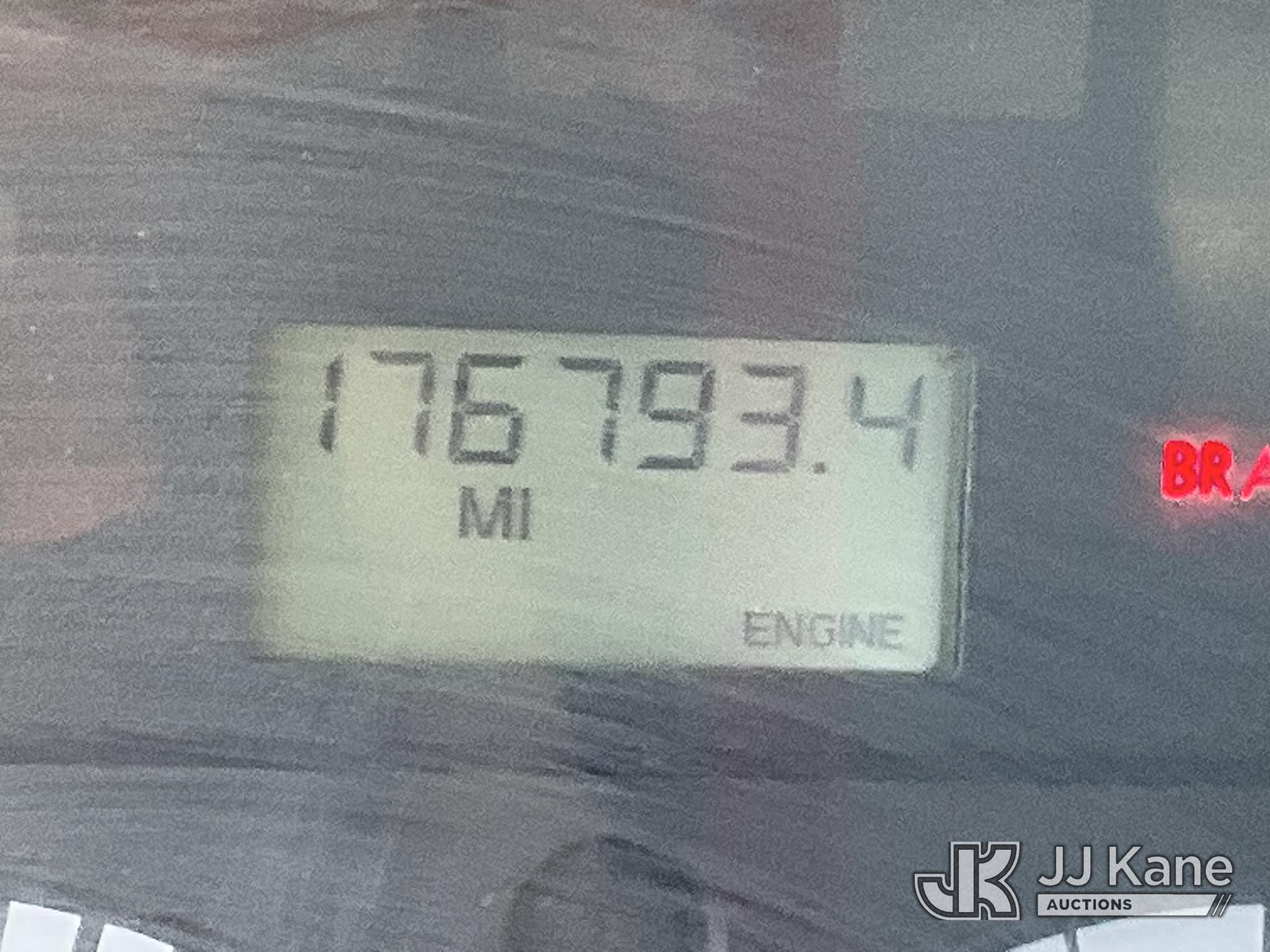 2014 Freightliner M2 106