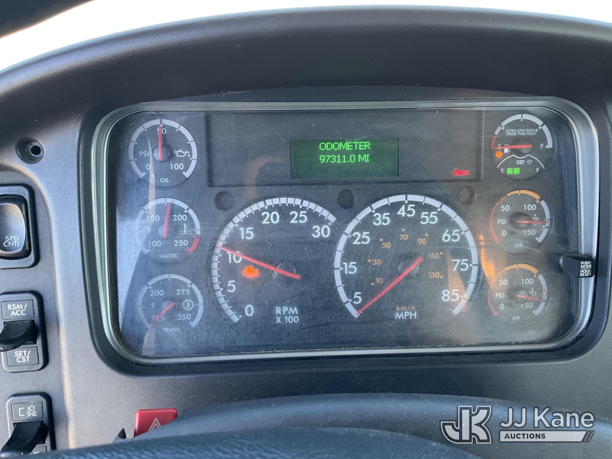 2016 Freightliner M2 106