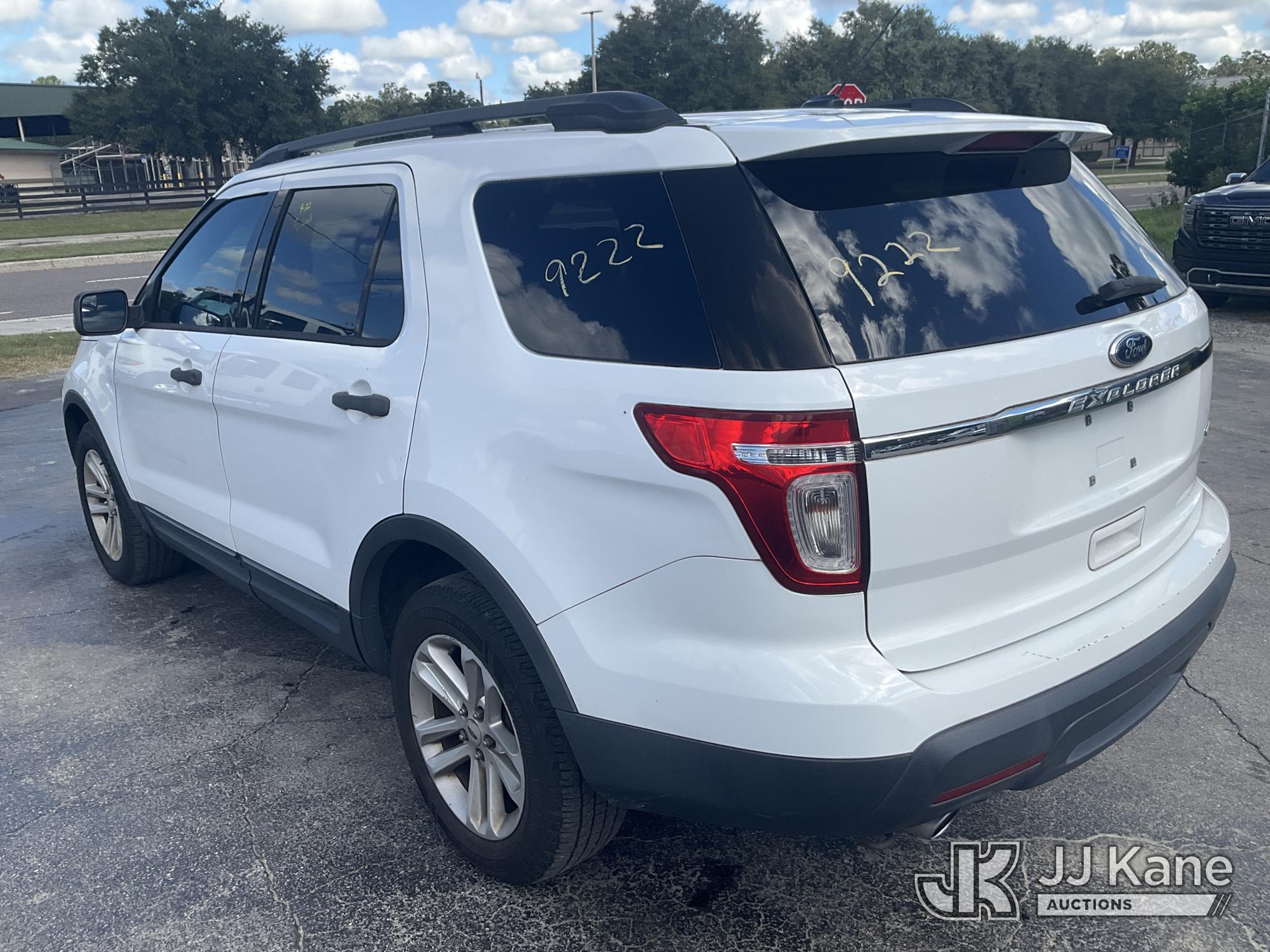 2015 Ford Explorer