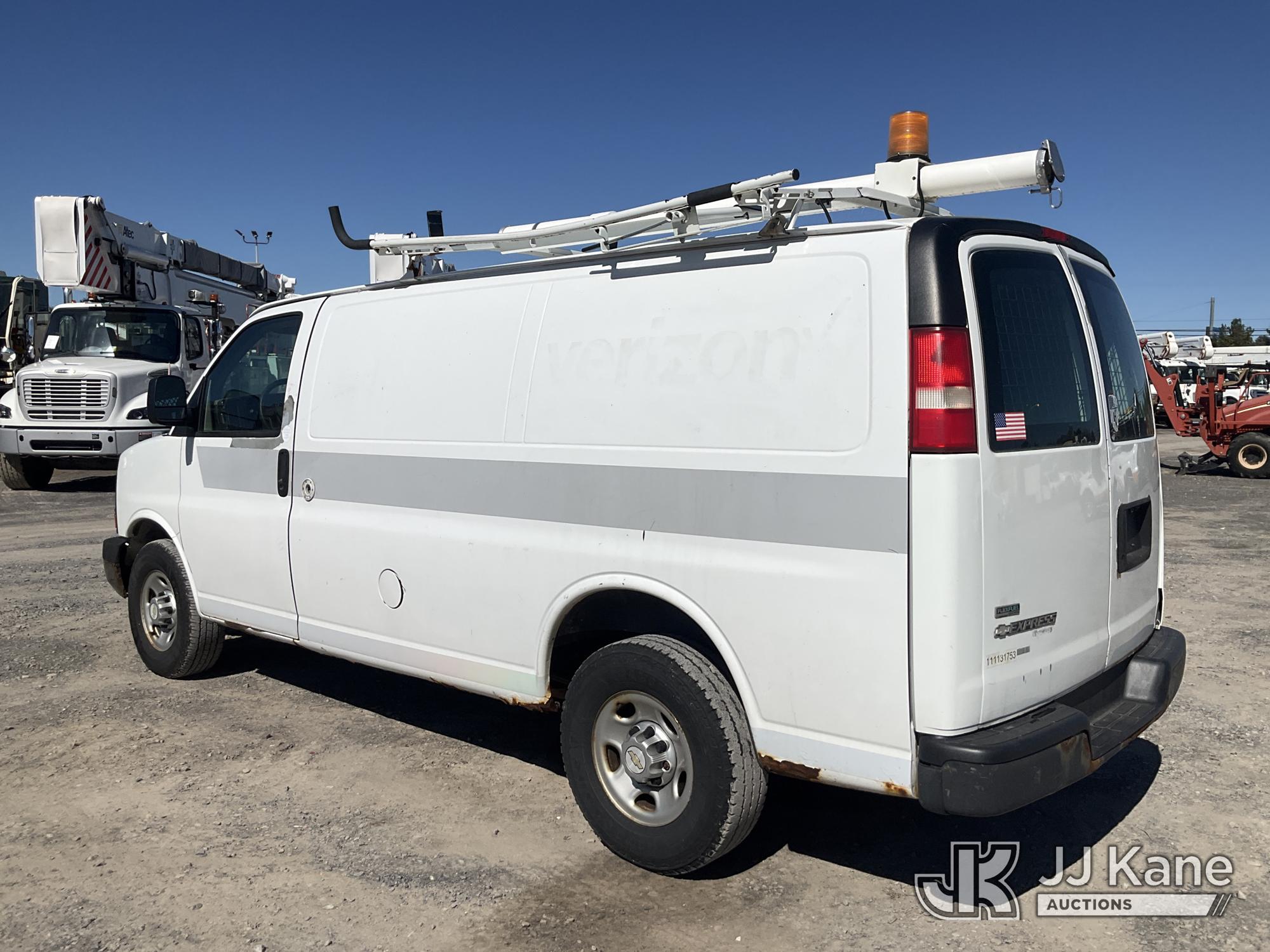 2011 Chevrolet Express G2500