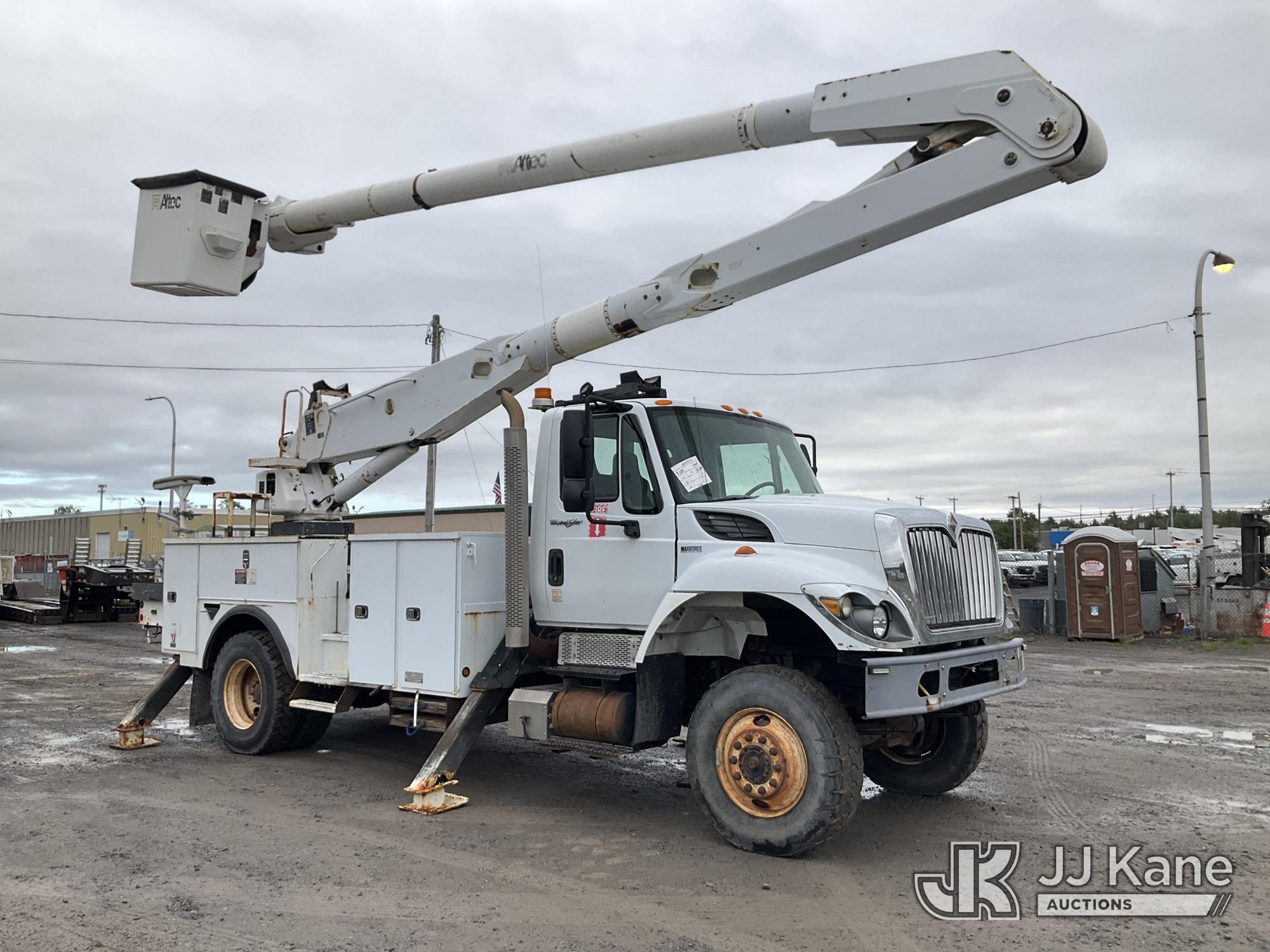 2013 International 7300 4x4