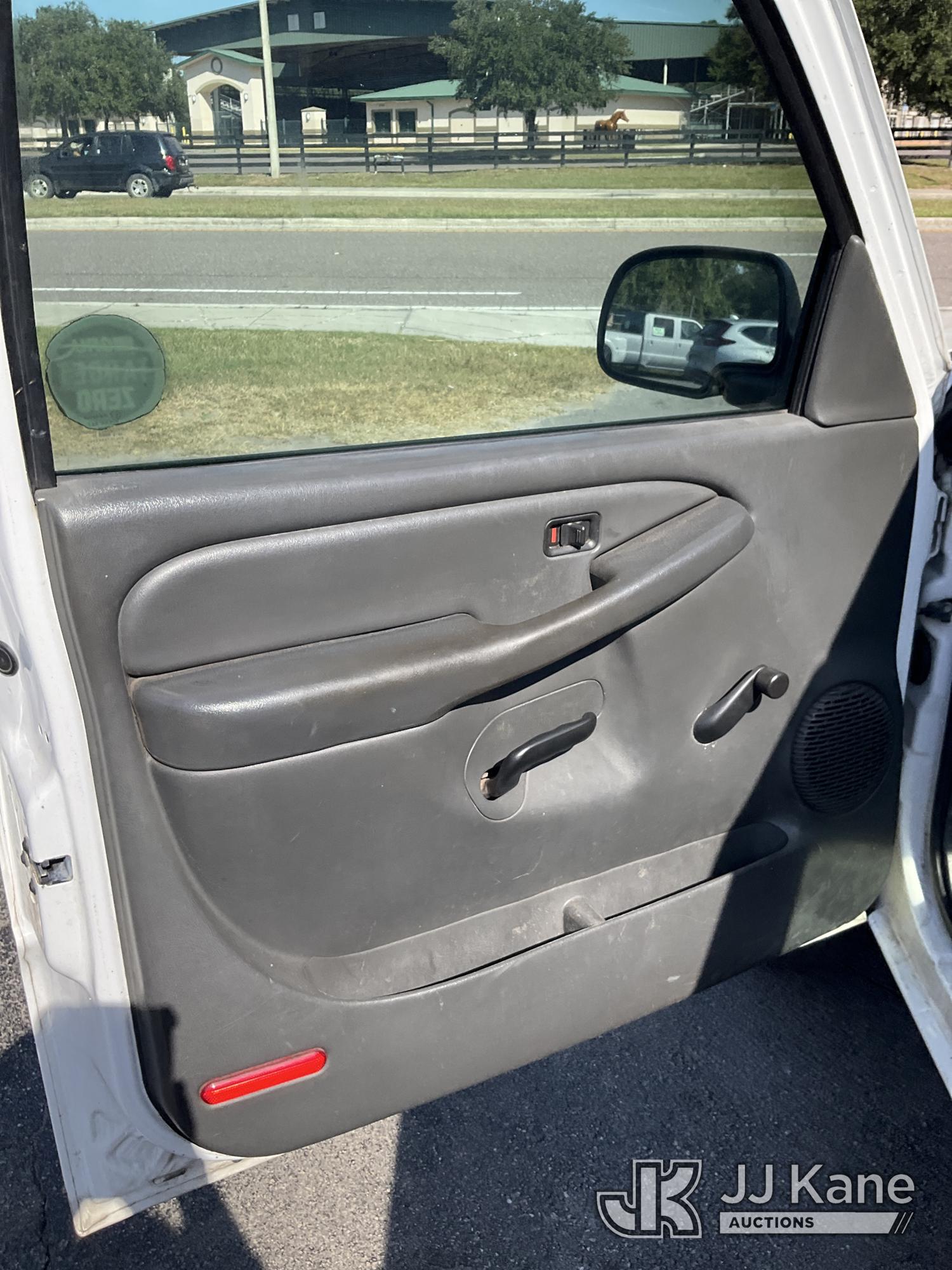 2004 GMC Sierra 2500HD 4x4