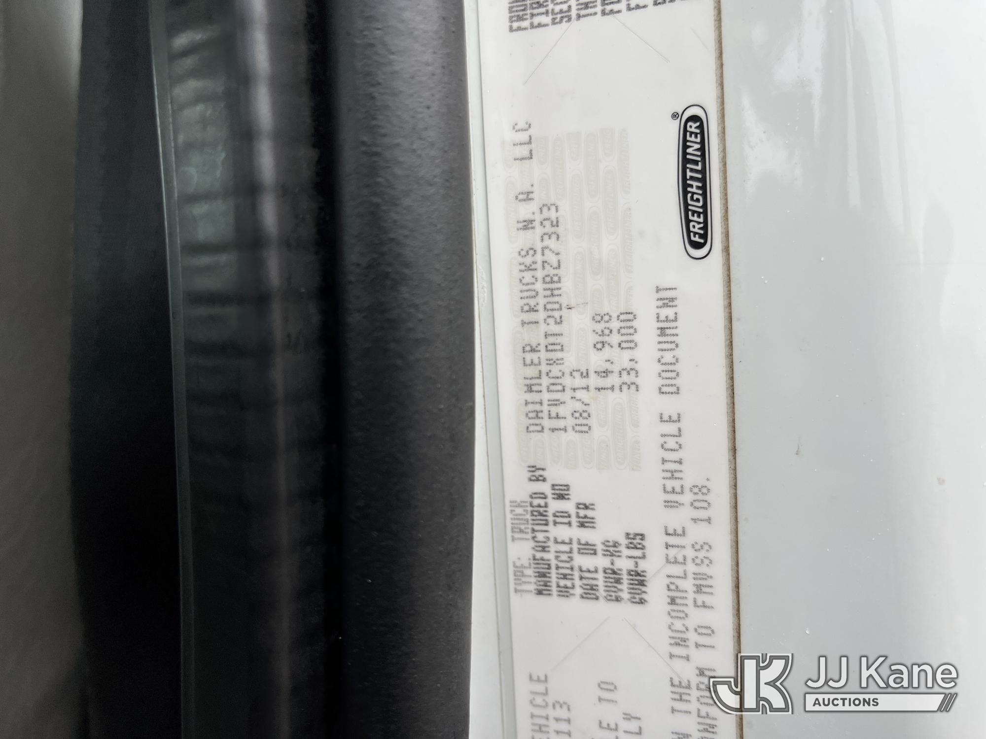 2013 Freightliner M2 106