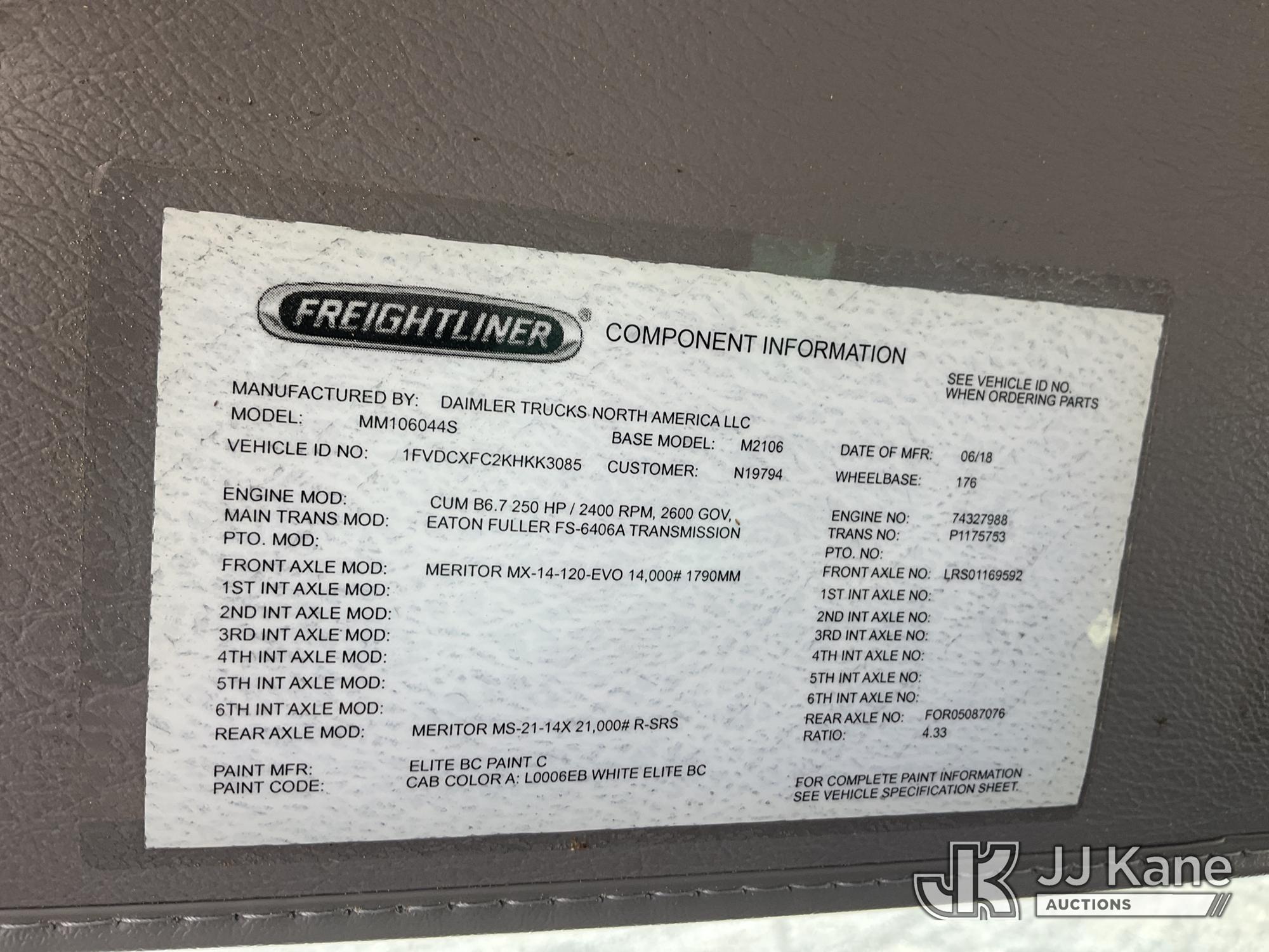 2019 Freightliner M2