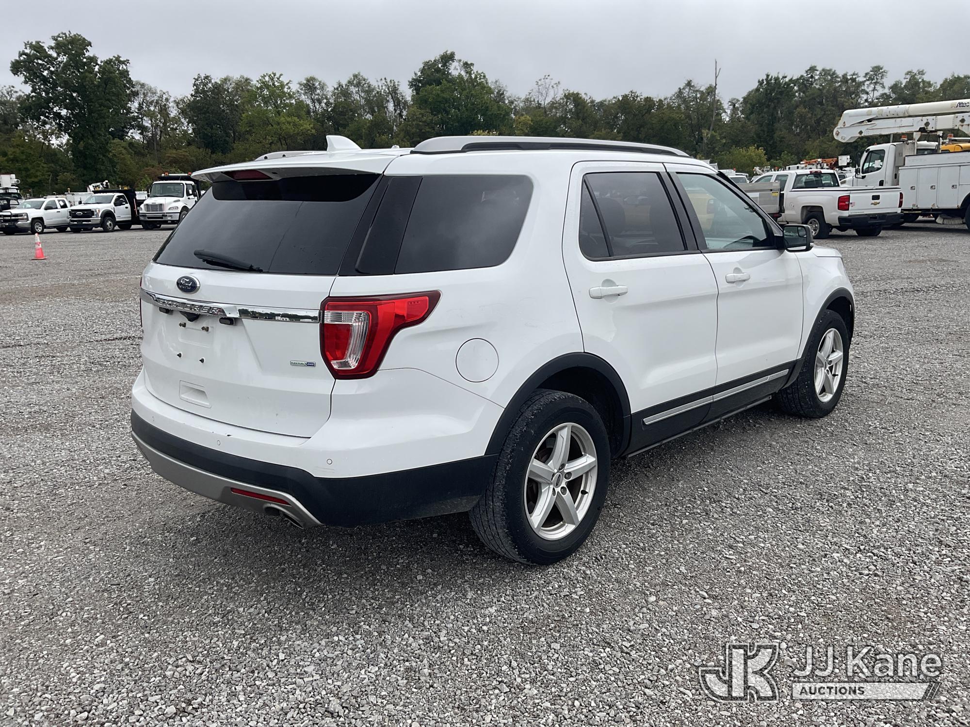 2016 Ford Explorer