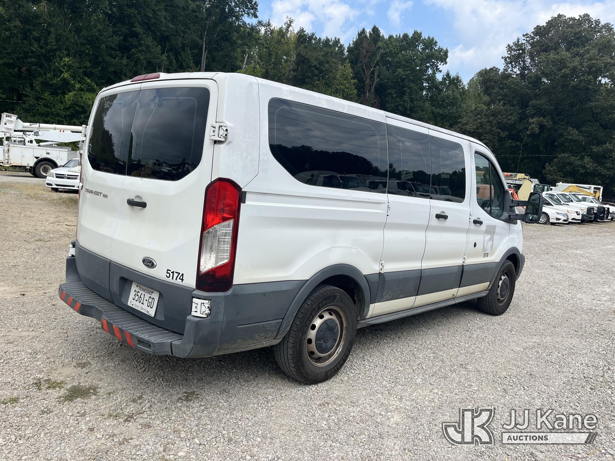 2015 Ford TRANSIT 150