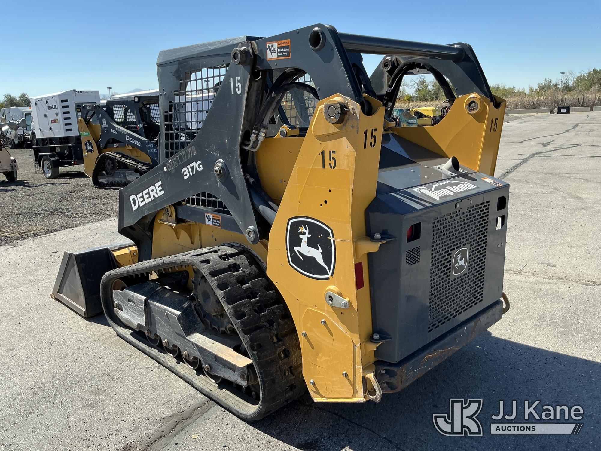 2022 John Deere 317G