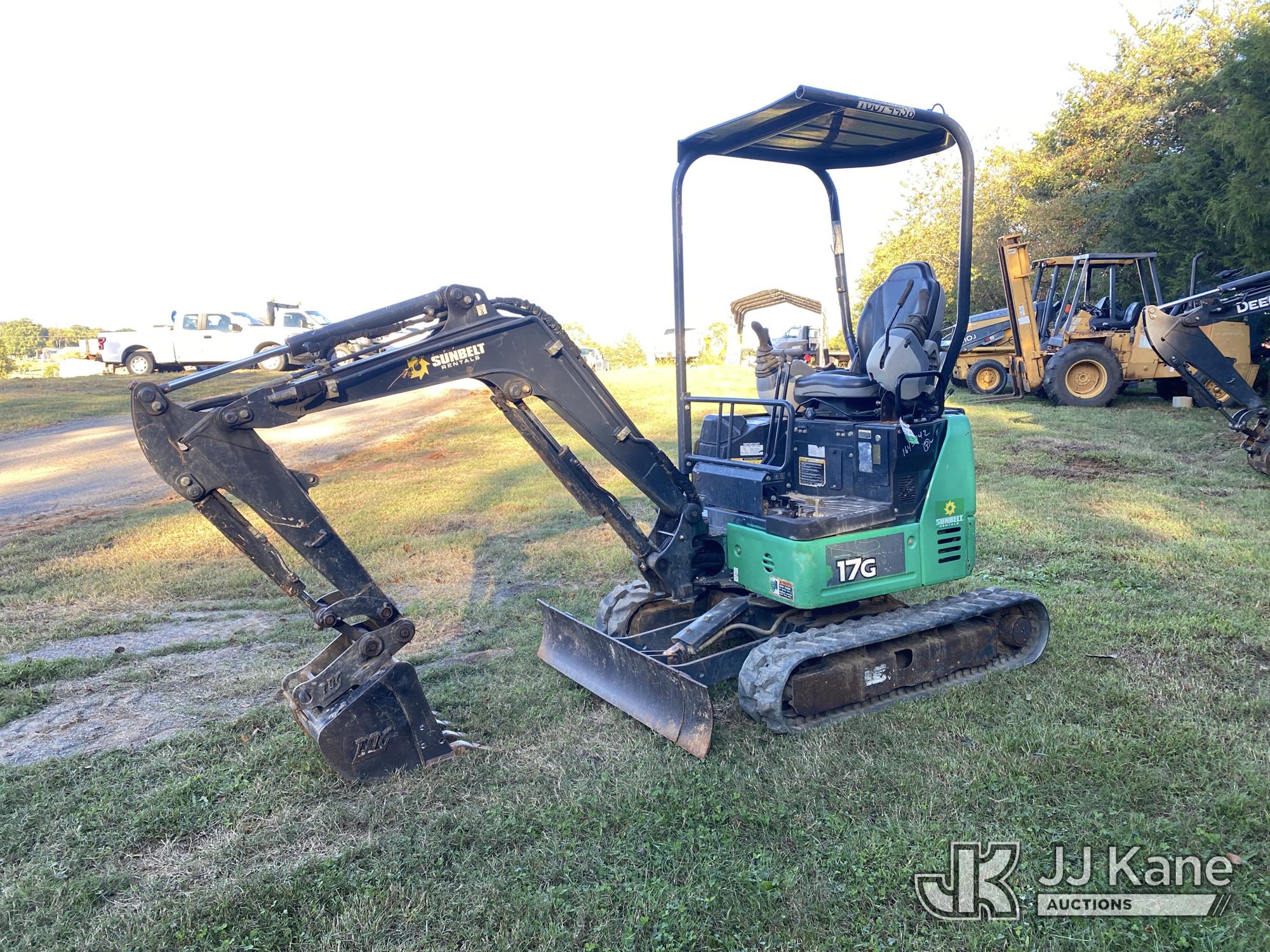Photo of 2018 John Deere 17G