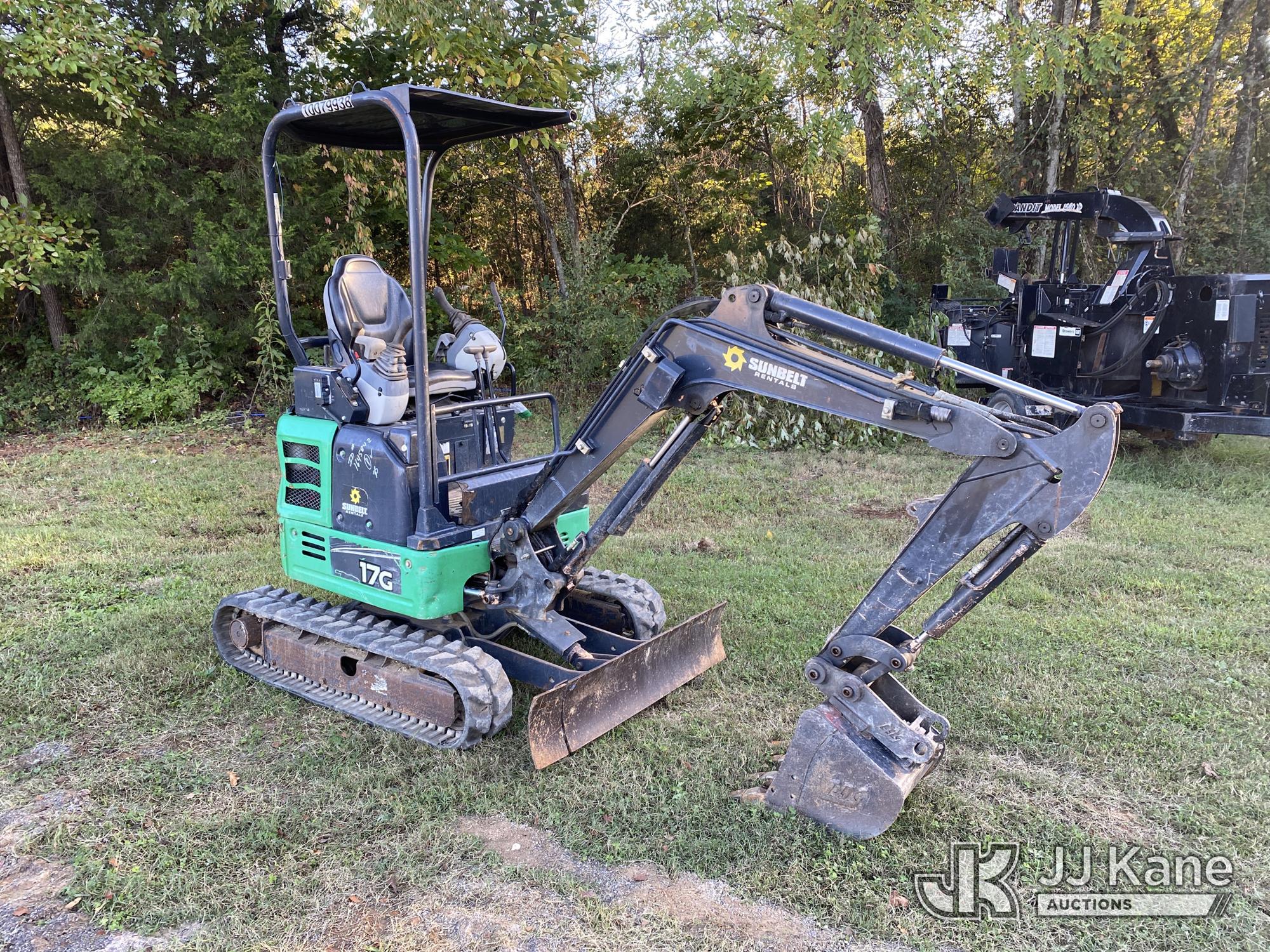2018 John Deere 17G