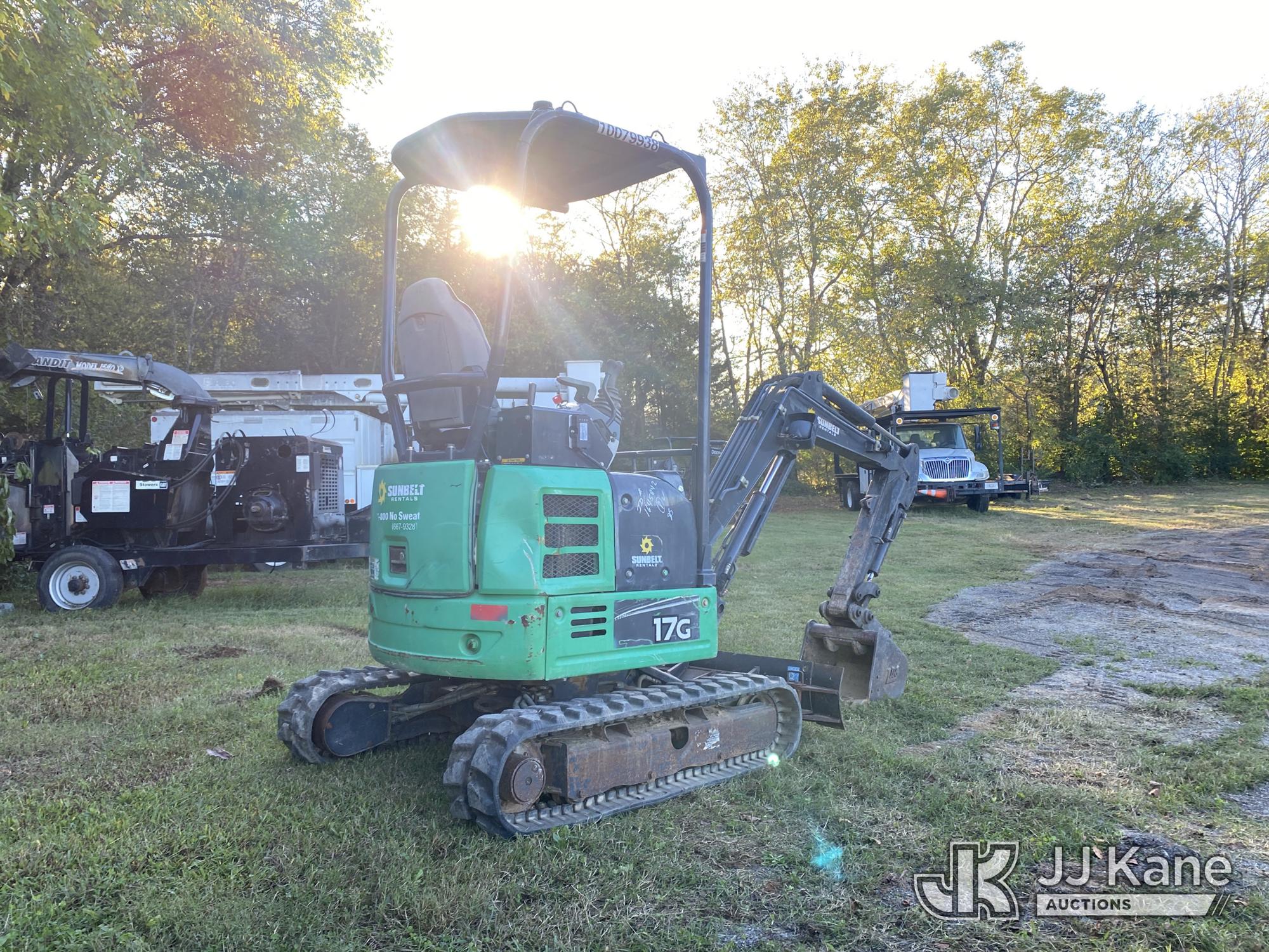 2018 John Deere 17G