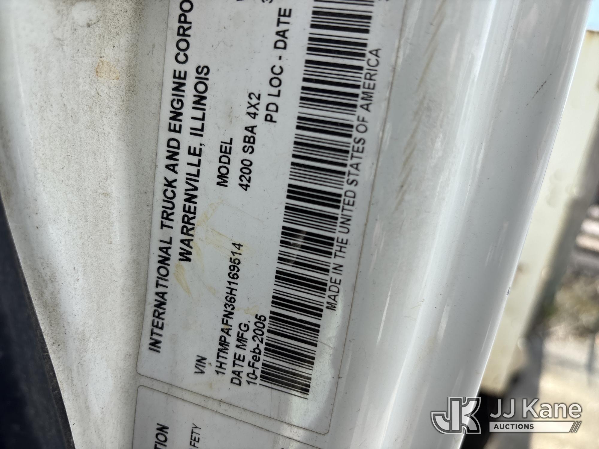 2006 International 4200