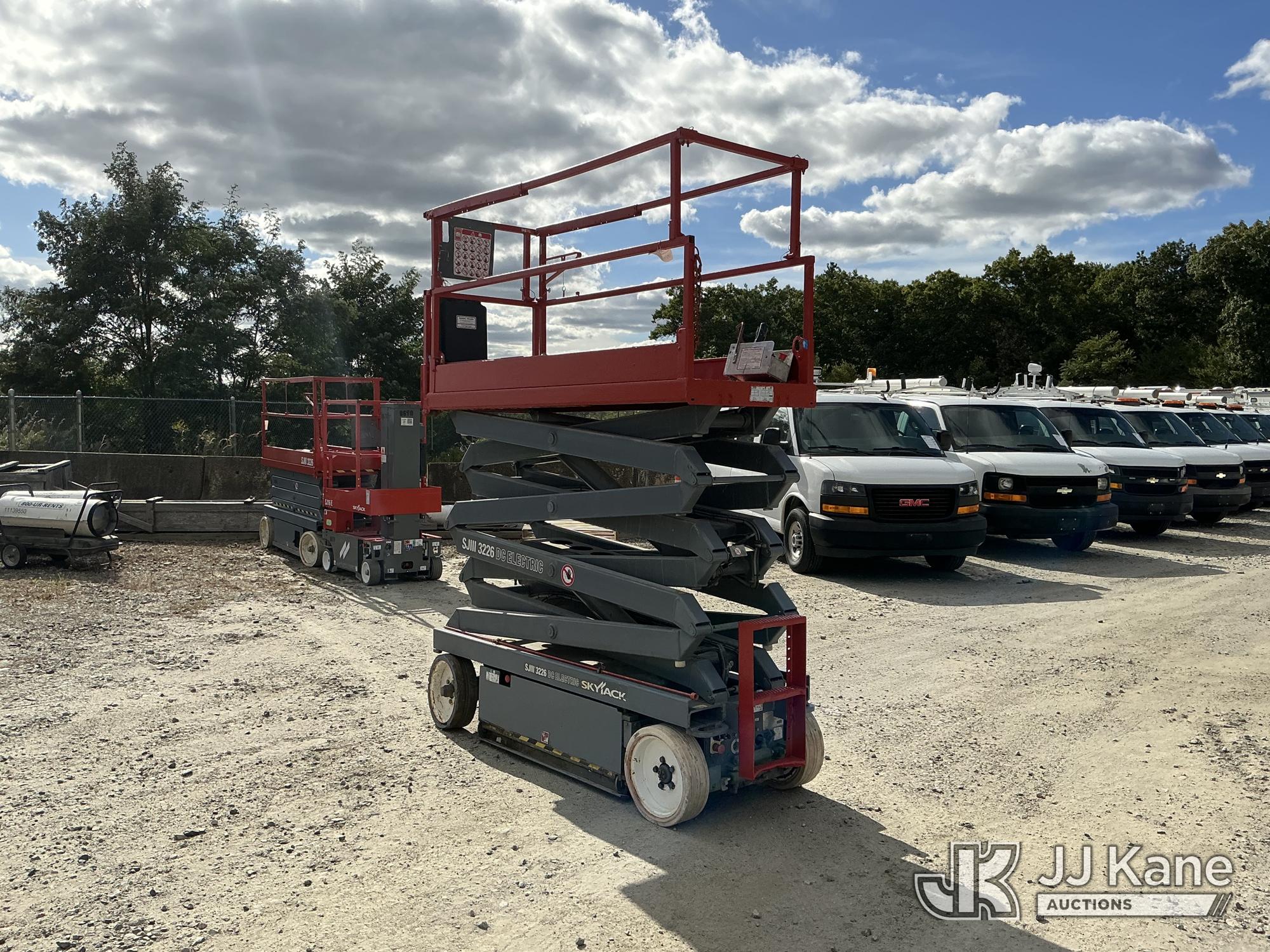 2013 Skyjack SJ-3226