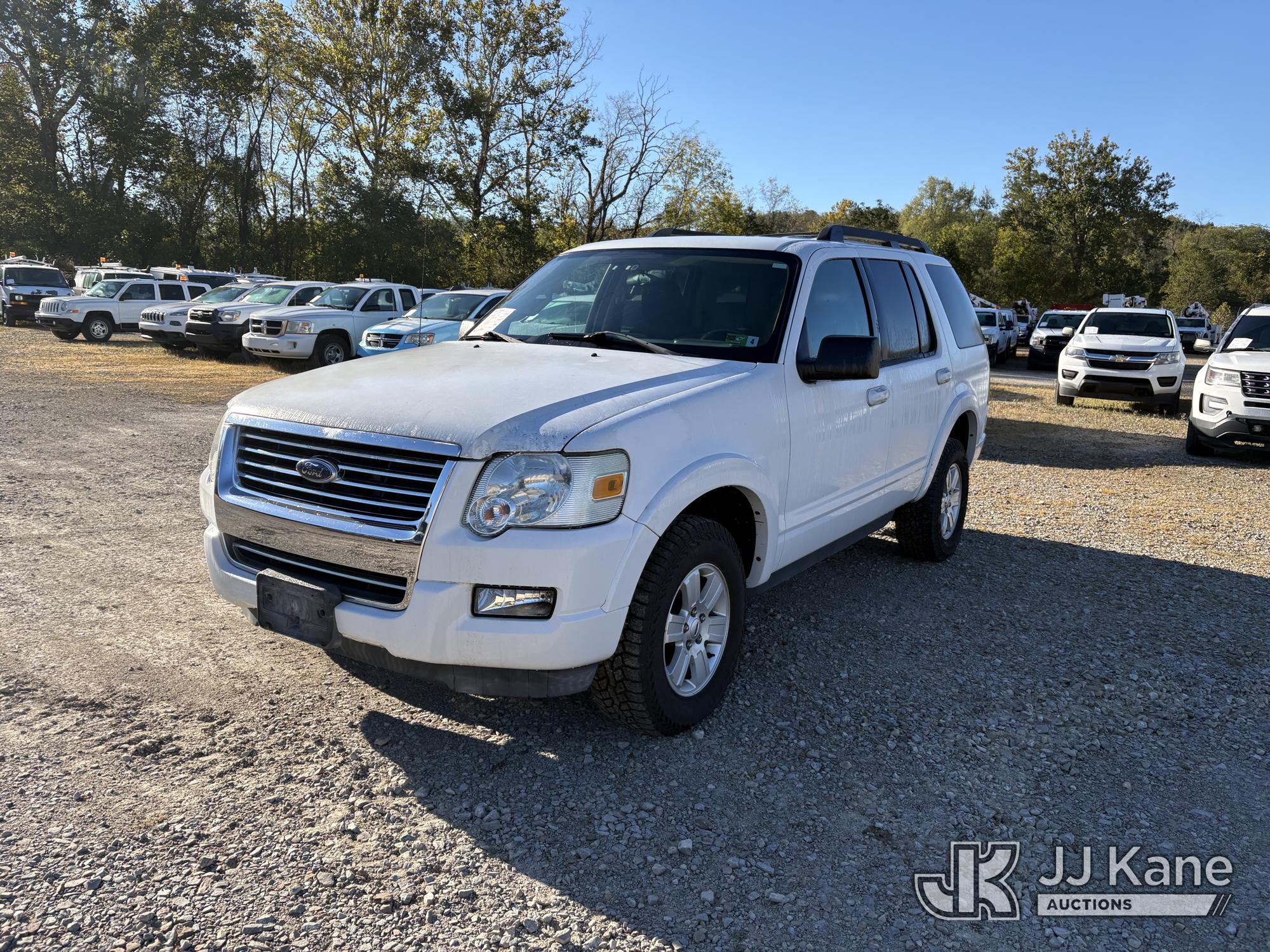 Photo of 2010 Ford Explorer 4x4