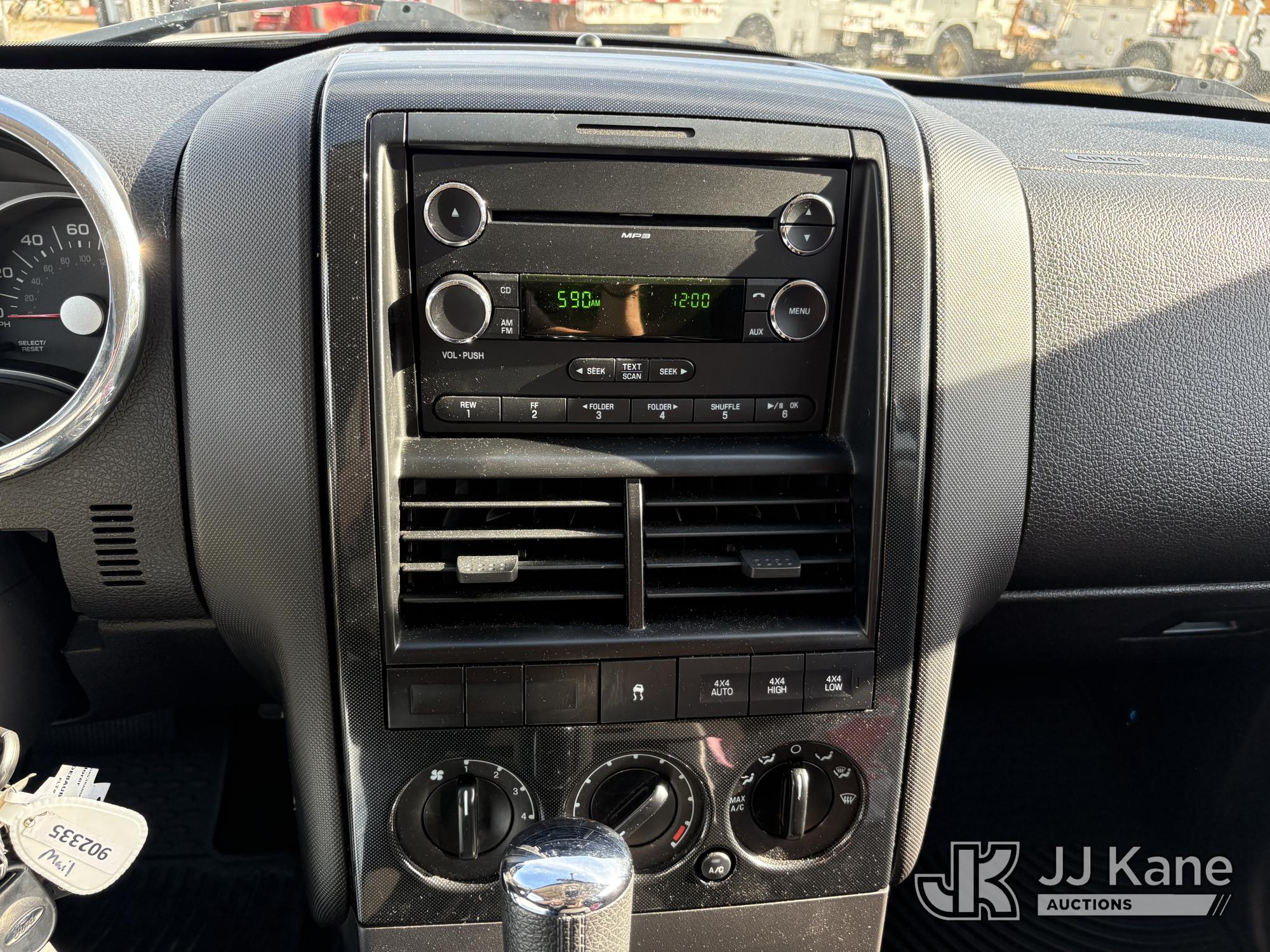 2010 Ford EXPLORER 4X4