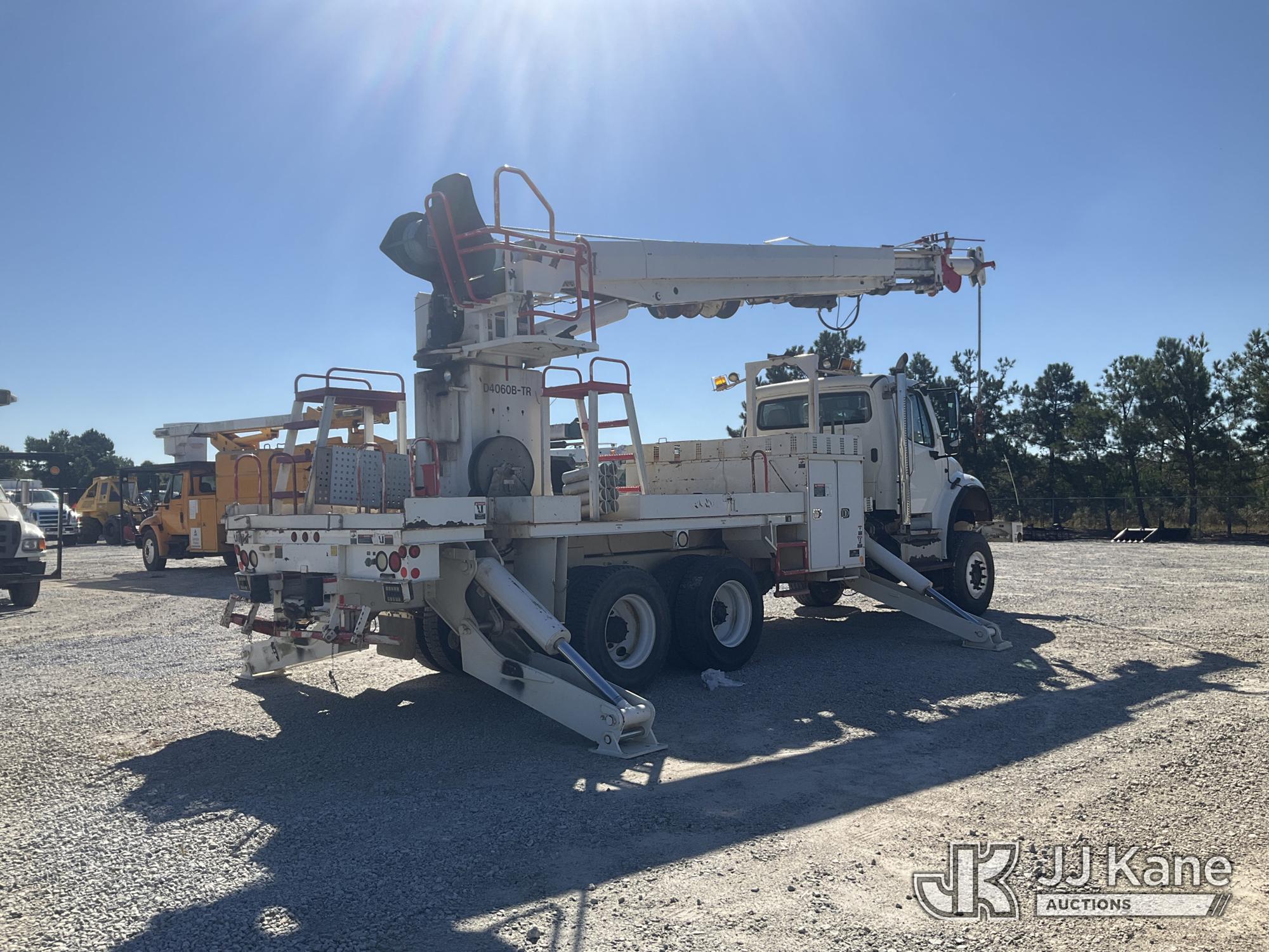 2013 Freightliner M2 106