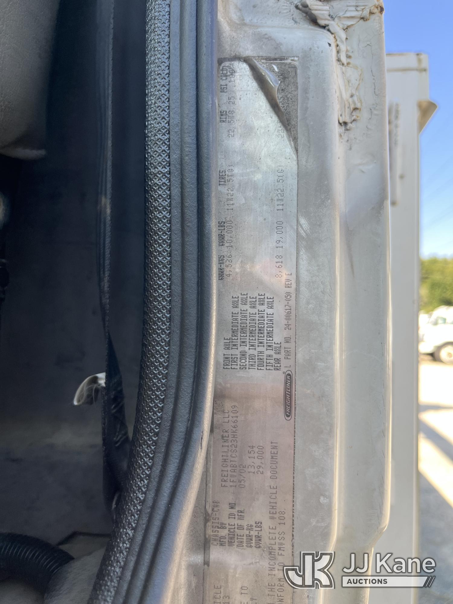 2003 Freightliner FL70