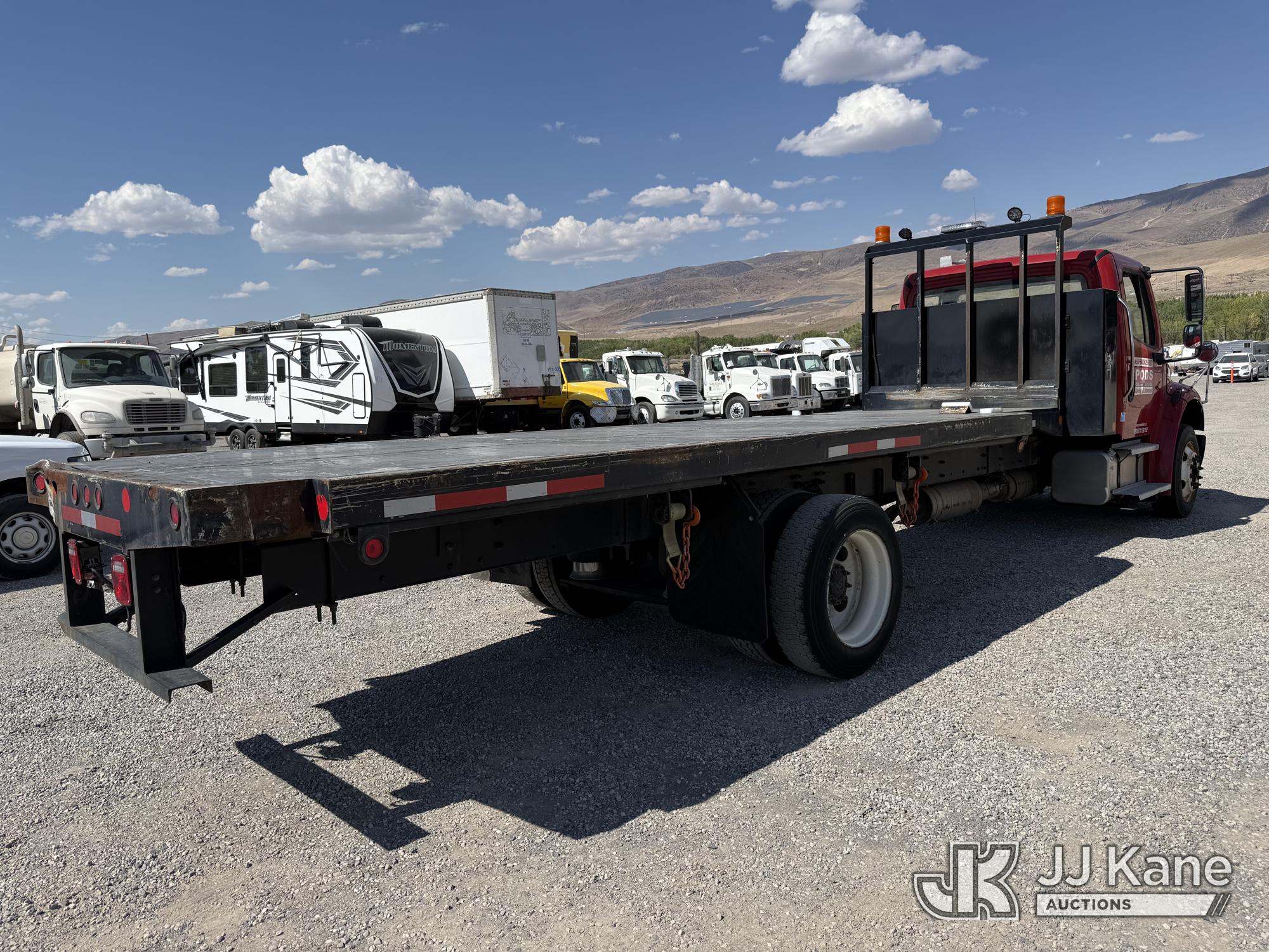 2016 Freightliner M2 106